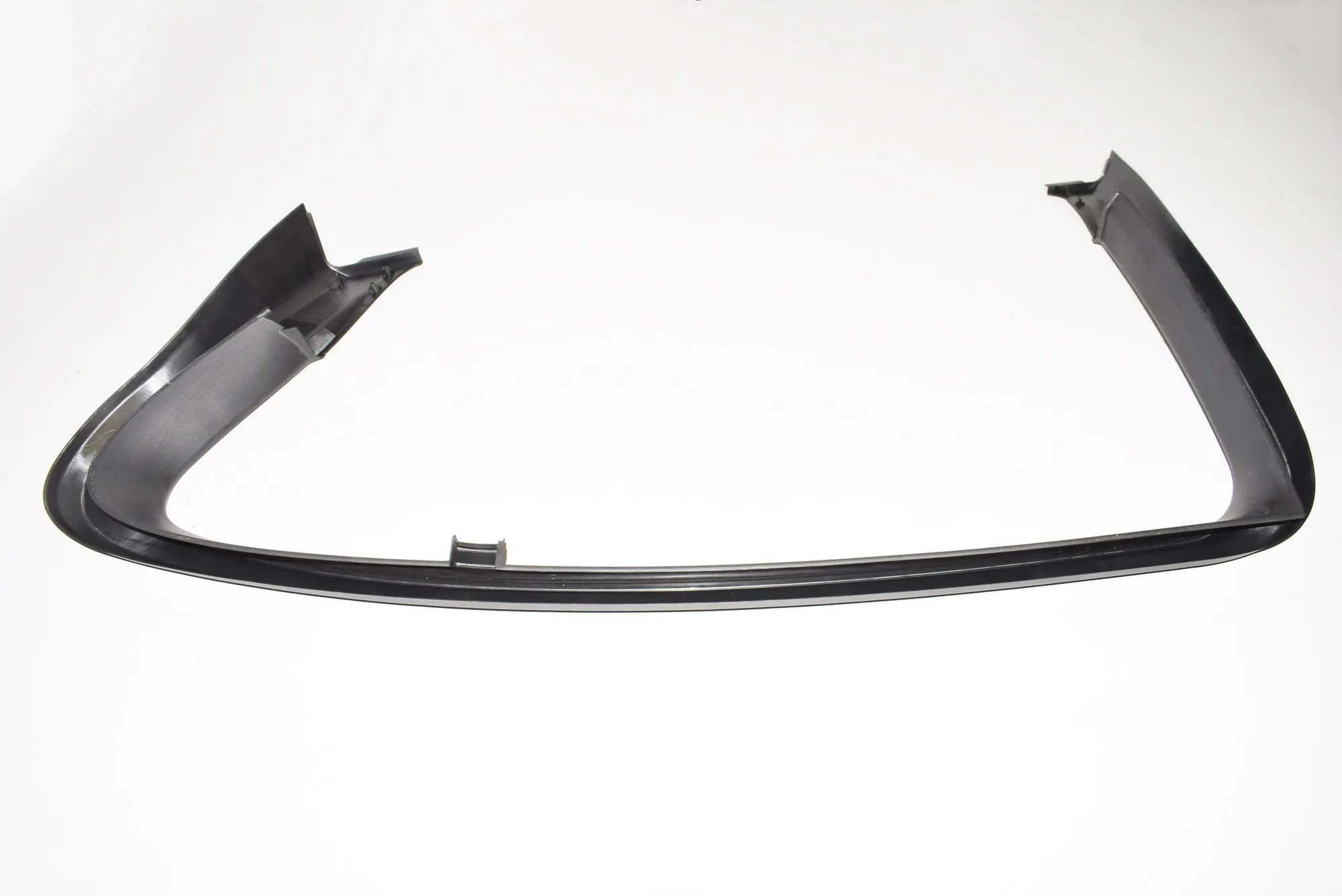 Rear Left Door Molding – OEM 7357459 · BMW 7 (G11, G12) BMW 7 (G11, G12) 2017 – 5