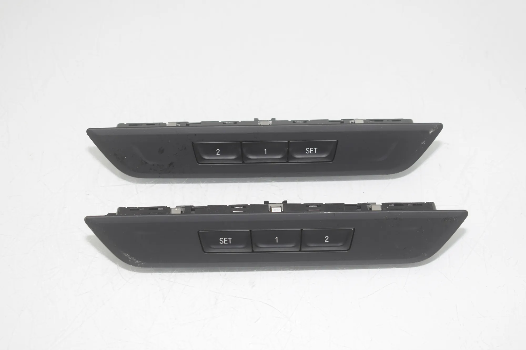 Right Seat Control Buttons – OEM 6826746 · BMW 5 (G30) (2016 - -) 540 i 2017