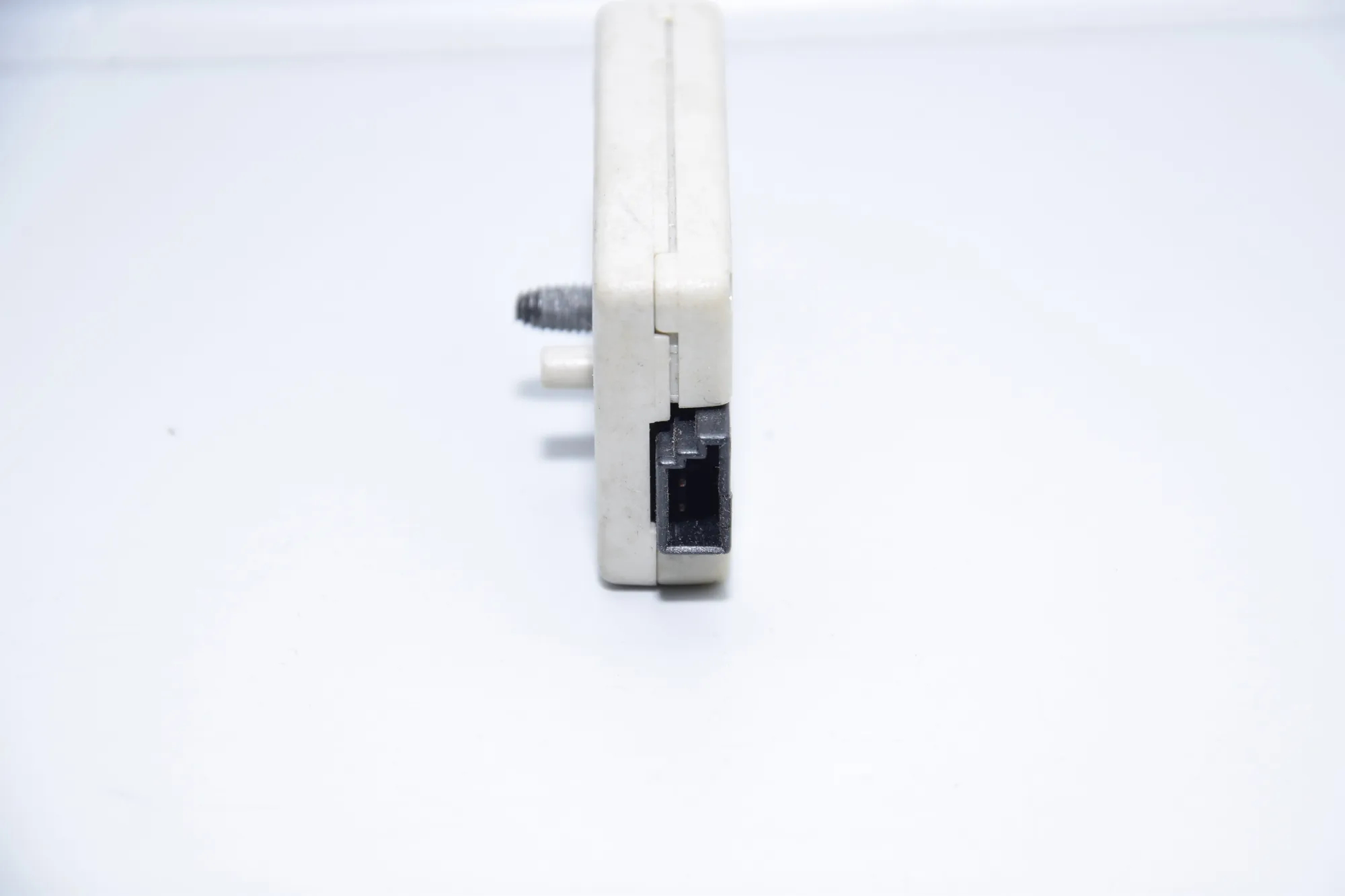 Antenna Amplifier – OEM 6938966 · BMW 5 (E60) BMW 5 (E60) 2004 – 4