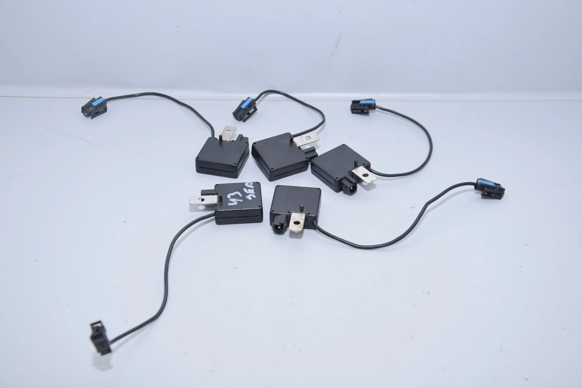 Antenna Amplifier – OEM 8374266 · BMW 5 (E39) BMW 5 (E39) 2001 – 3