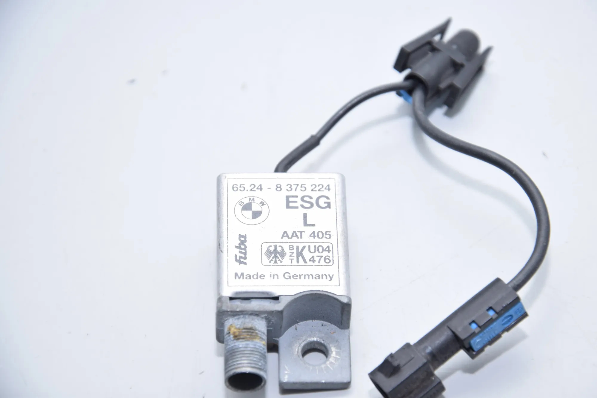 Antenna Amplifier – OEM 8375224 · BMW 7 (E38) BMW 7 (E38) 2000 – 3