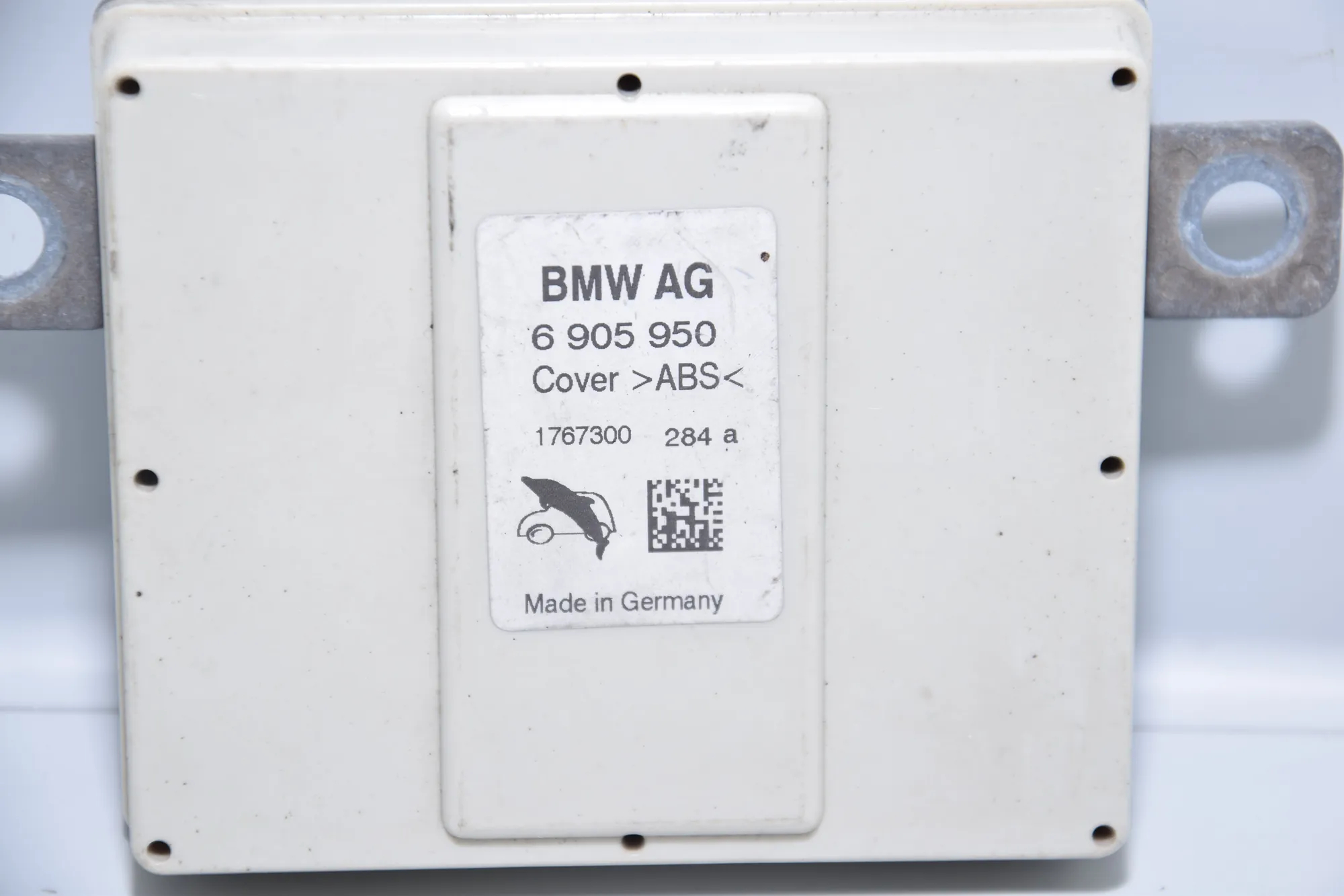 Antenna Amplifier – OEM 6905950 · BMW X5 (E53) BMW X5 (E53) 2000 – 3