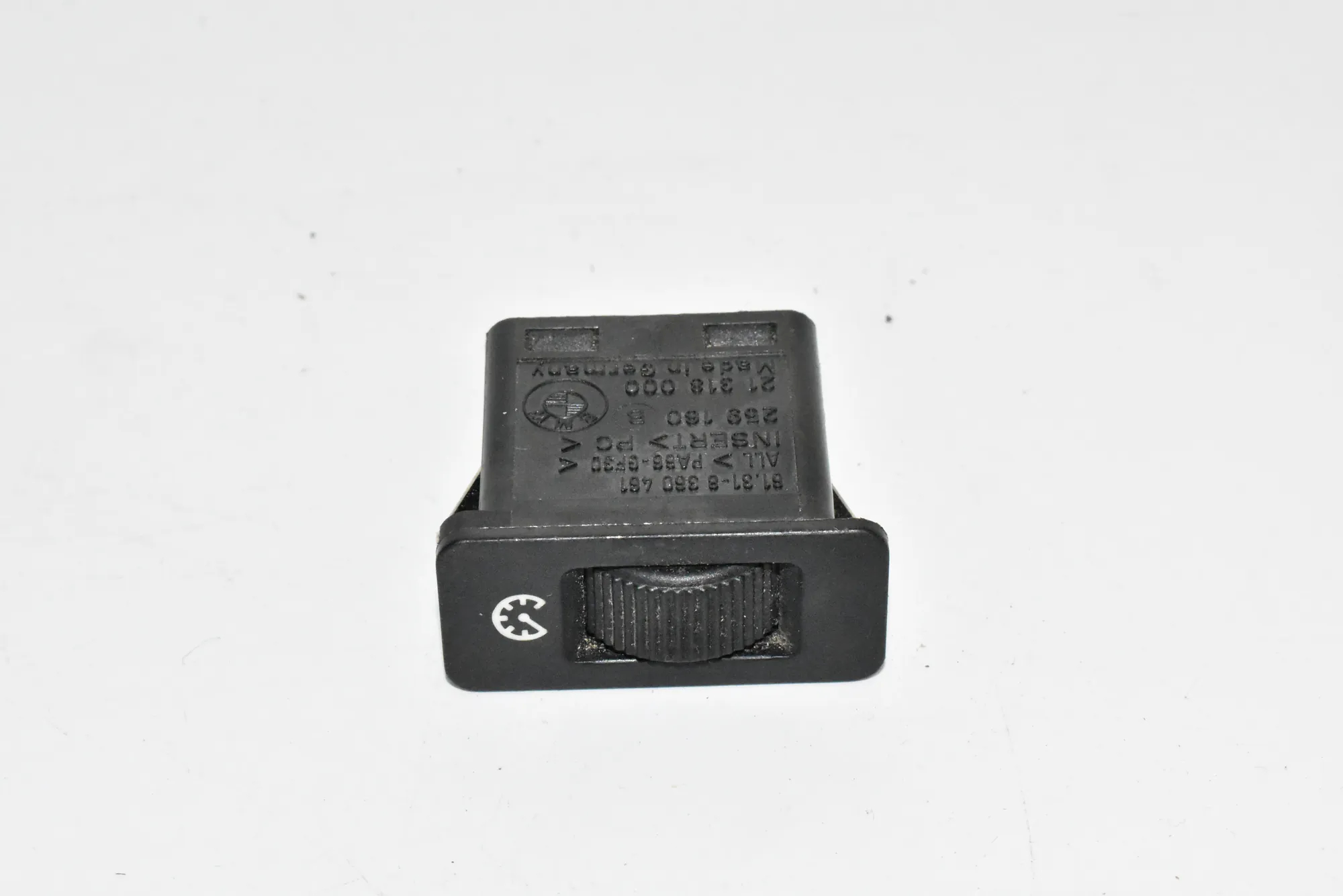 Other Control Units – OEM 8360461 · BMW 5 (E39) BMW 5 (E39) 2001