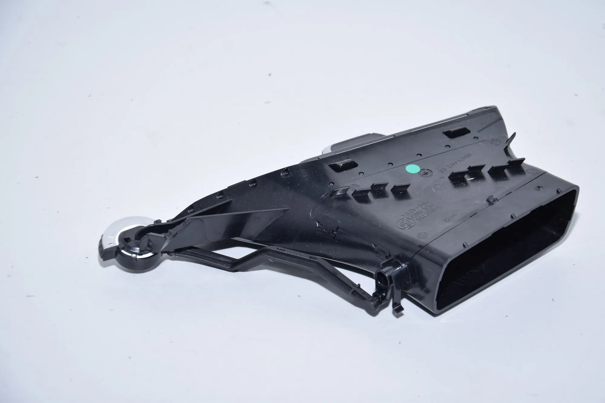 Dashboard Air Vents – OEM 9299500 · BMW 7 (G11, G12) BMW 7 (G11, G12) 2016 – 3