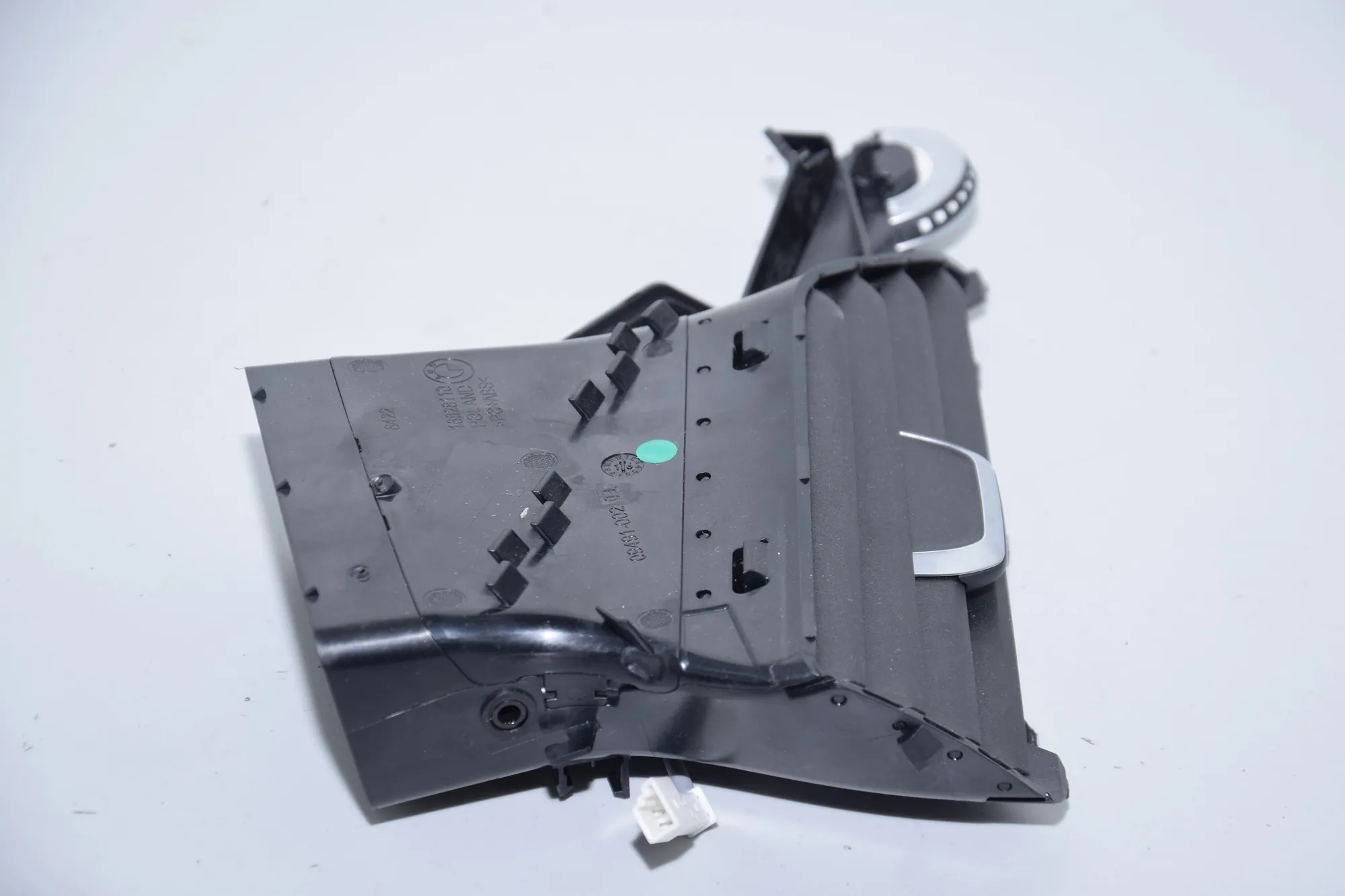 Dashboard Air Vents – OEM 9299500 · BMW 7 (G11, G12) BMW 7 (G11, G12) 2016 – 2