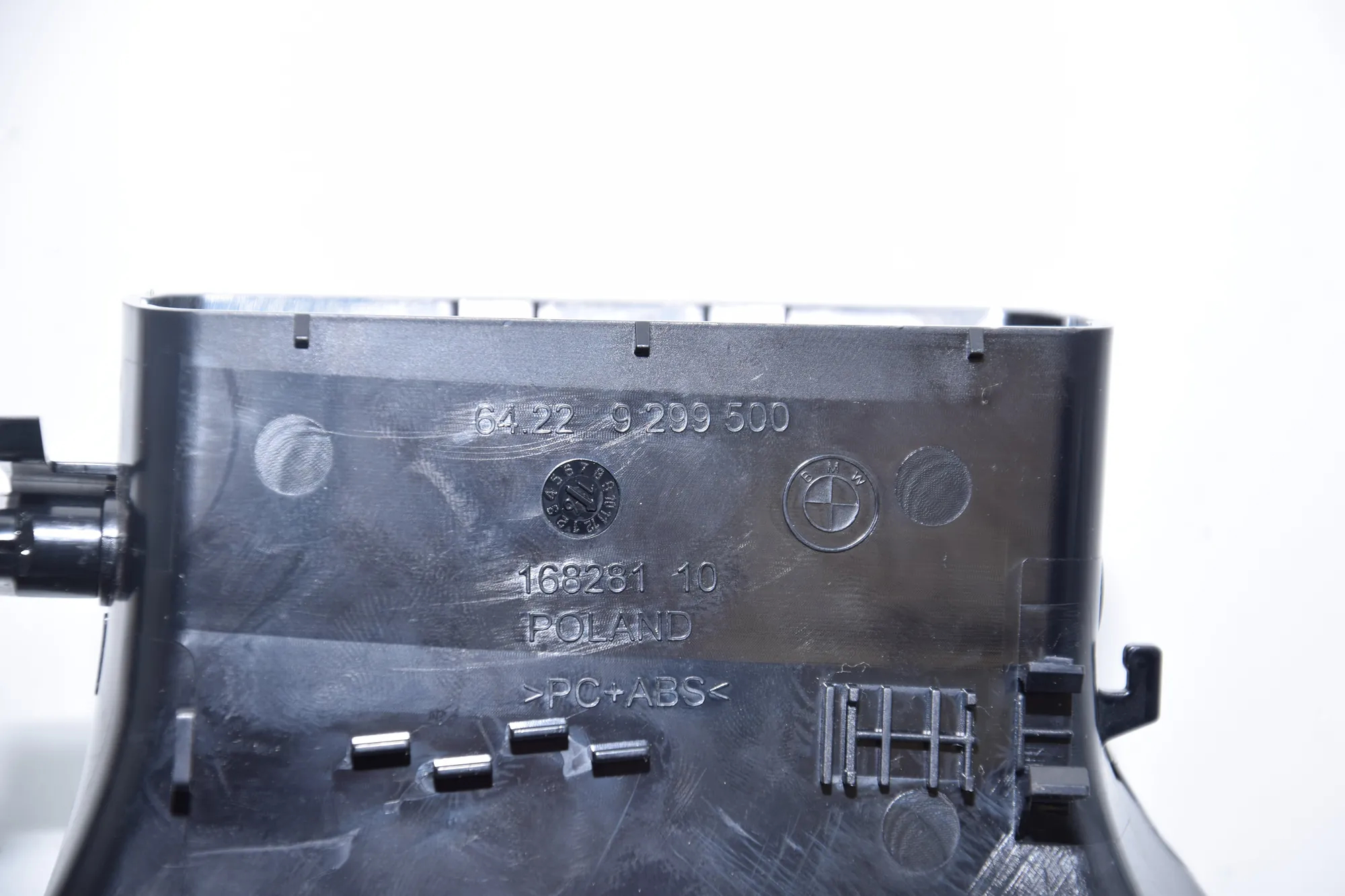 Dashboard Air Vents – OEM 9299500 · BMW 7 (G11, G12) BMW 7 (G11, G12) 2016 – 5