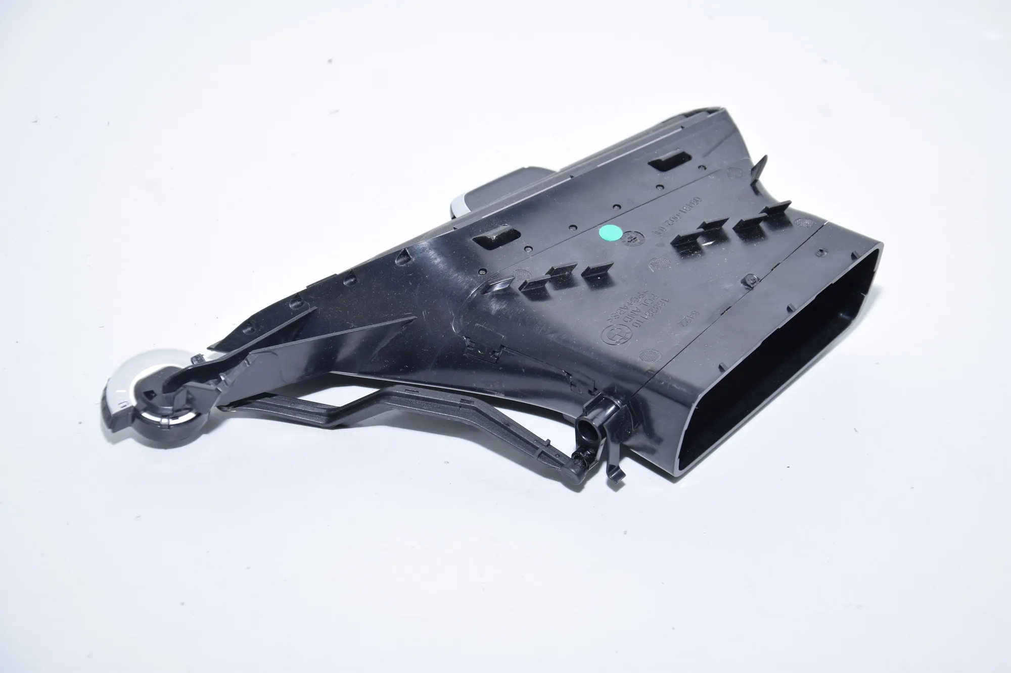 Dashboard Air Vents – OEM 9299500 · BMW 7 (G11, G12) BMW 7 (G11, G12) 2016 – 4