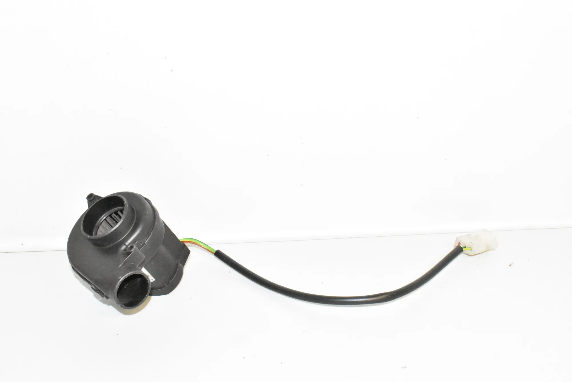 Other Control Units – OEM 1745182 · BMW 5 (E39) BMW 5 (E39) 2001 – 2