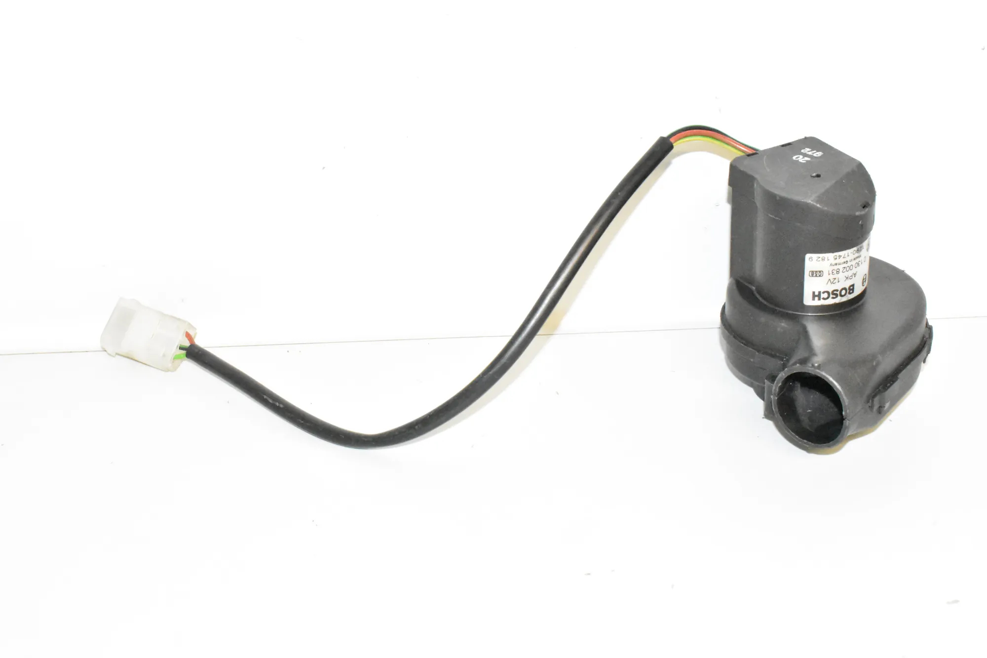 Other Control Units – OEM 1745182 · BMW 5 (E39) BMW 5 (E39) 2001