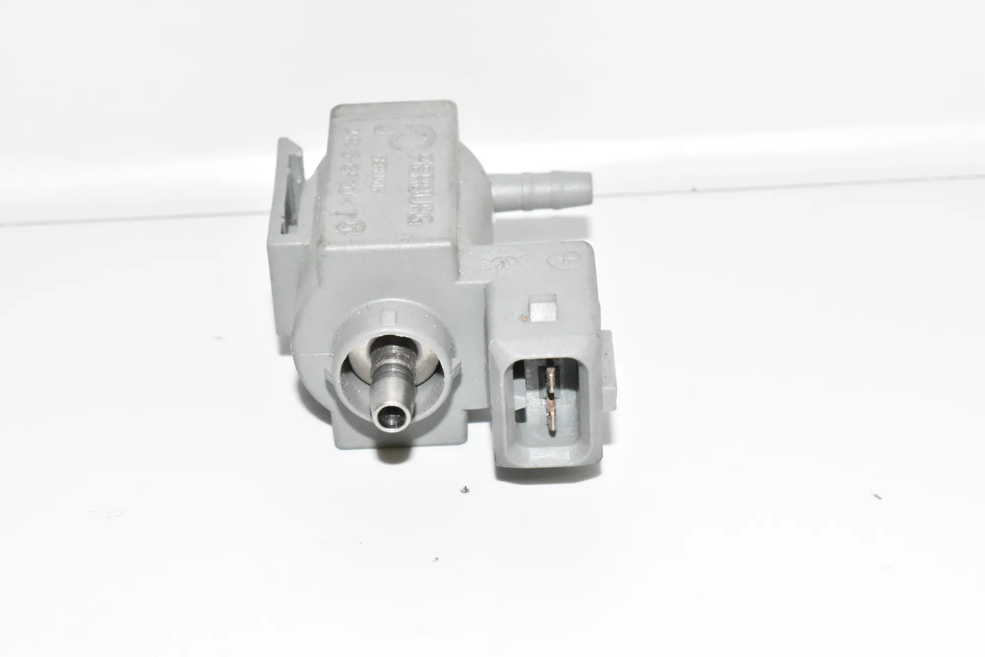 Solenoid Valve – OEM 7516376 · BMW 7 (E65, E66, E67) BMW 7 (E65, E66, E67) 2001 – 3