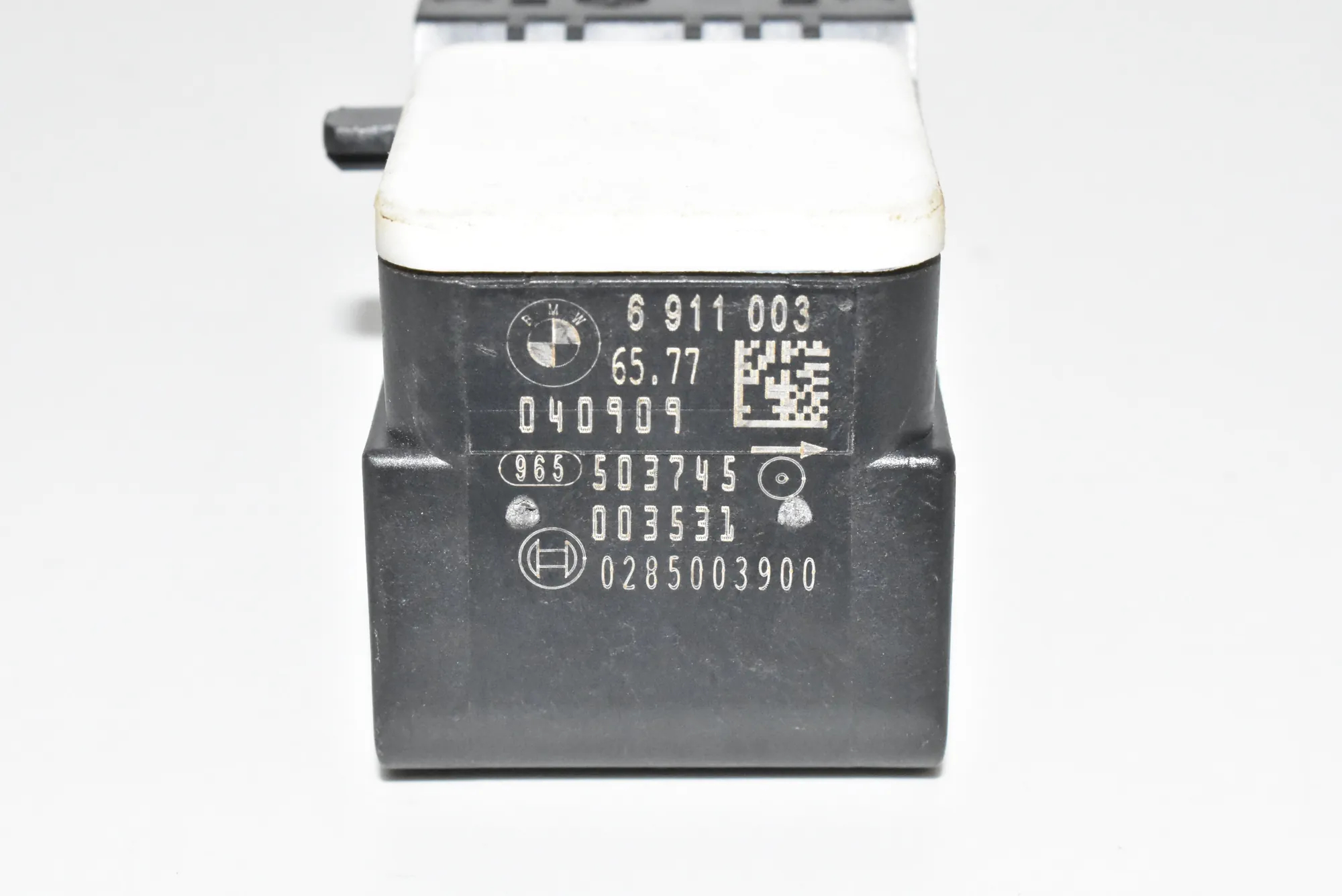 Front Right Impact Sensor – OEM 6911003 · BMW 3 (E90) BMW 3 (E90) 2009 – 3