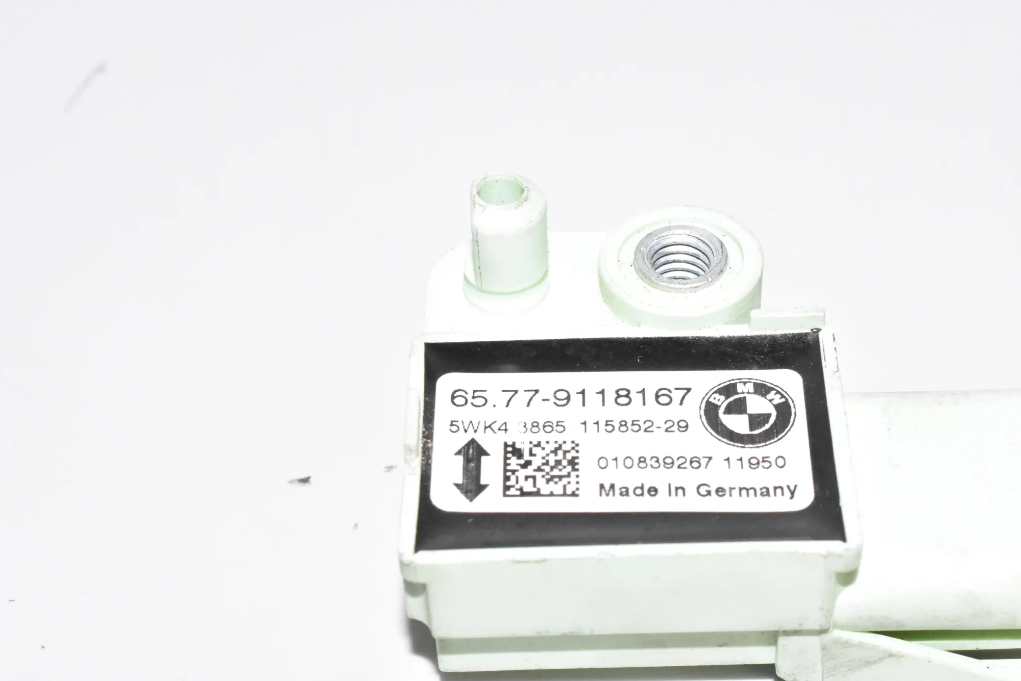 Front Right Impact Sensor – OEM 9118167 · BMW 5 (E60) BMW 5 (E60) 2005 – 3