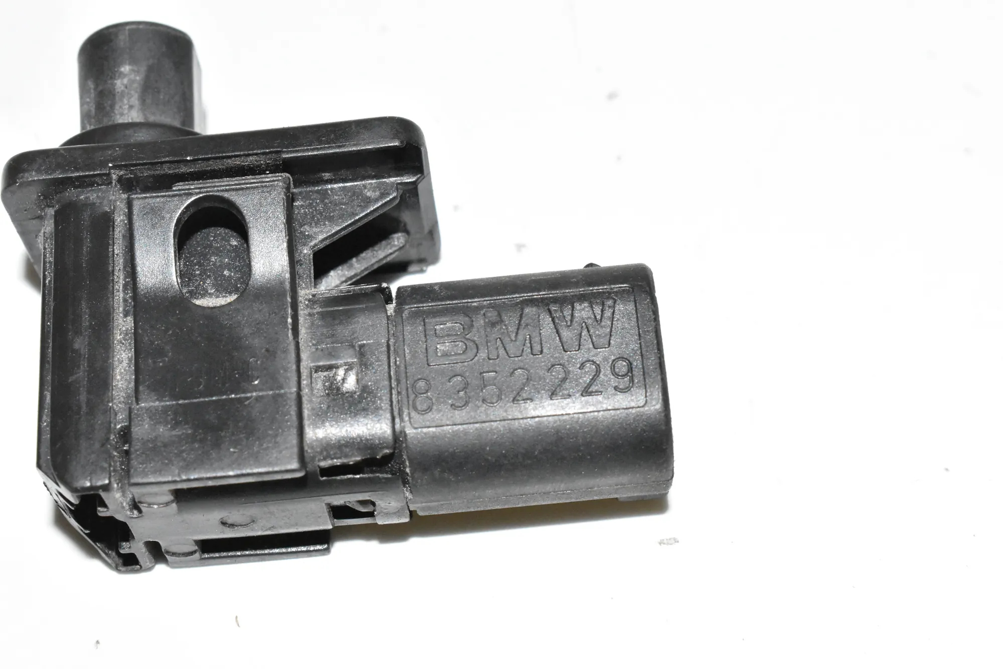 Other Control Units – OEM 8352229 · BMW 5 (E39) BMW 5 (E39) 2001 – 4