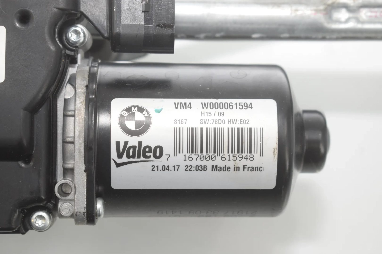 Front Windshield Wiper Mechanism – OEM 7167000 · BMW 5 (G30) (2016 - -) 540 i 2017 – 4