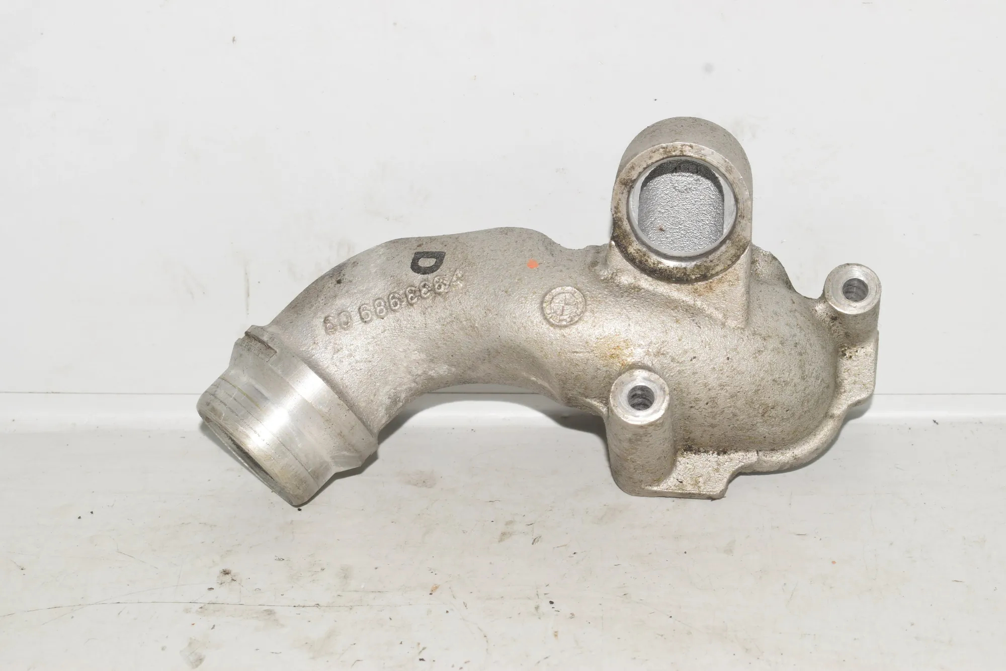 Other Engine Compartment Parts – OEM 7833989 · BMW 5 (E60) BMW 5 (E60) M5 2005