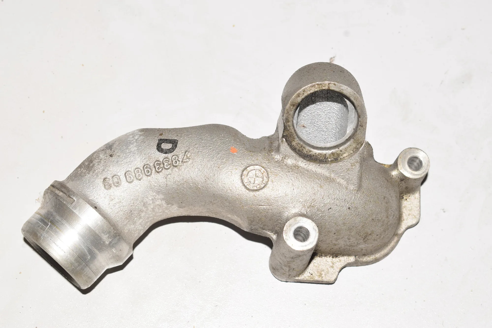 Other Engine Compartment Parts – OEM 7833989 · BMW 5 (E60) BMW 5 (E60) M5 2005