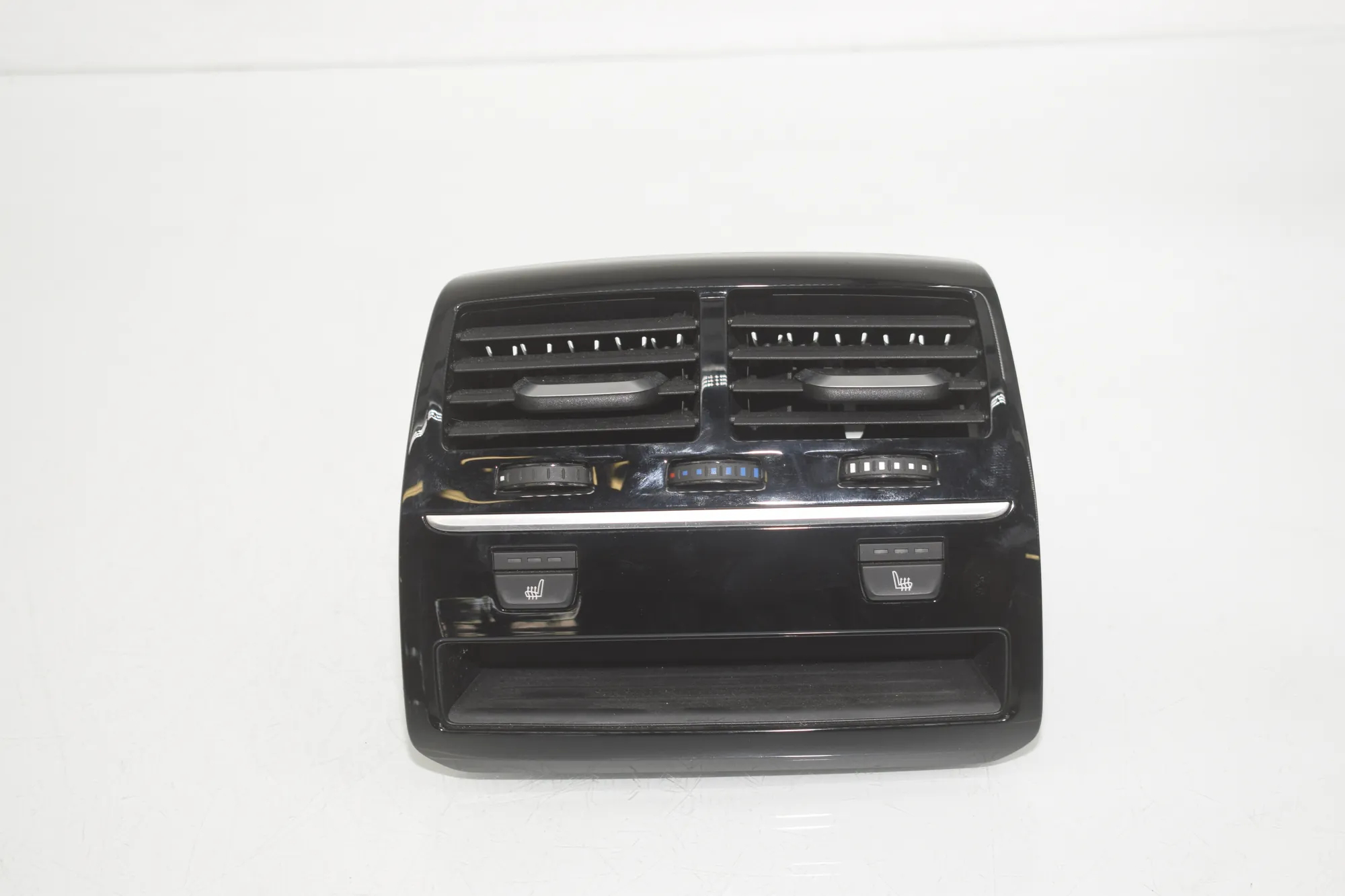 Center Console Trim – OEM 9357866 · BMW 5 (G30) (2016 - -) 540 i 2017