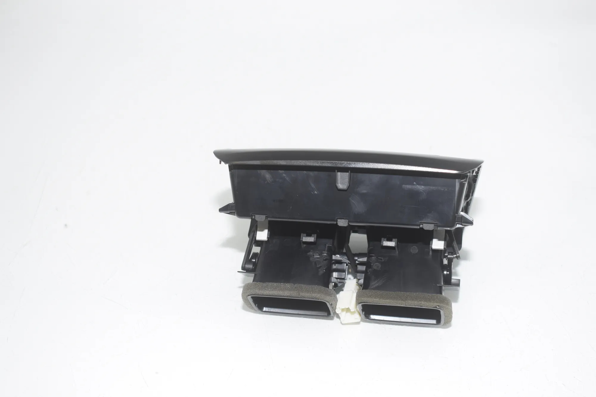 Center Console Trim – OEM 9357866 · BMW 5 (G30) (2016 - -) 540 i 2017 – 6