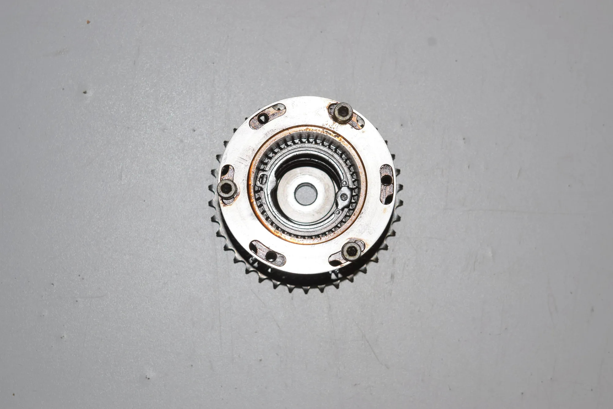 Intake Pulley · BMW 5 (E60) BMW 5 (E60) M5 2005