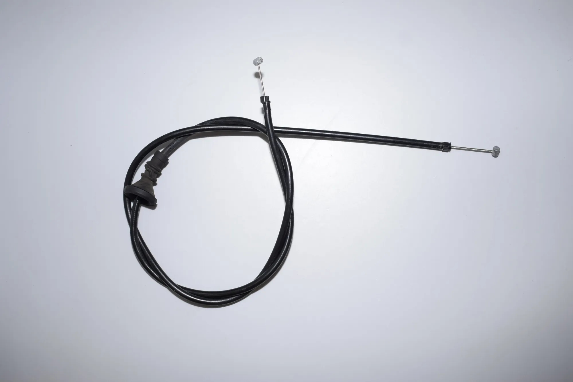 Bonnet Lock Cable – OEM 4419132 · BMW 5 Touring (E61) 520 d 2007 – 2