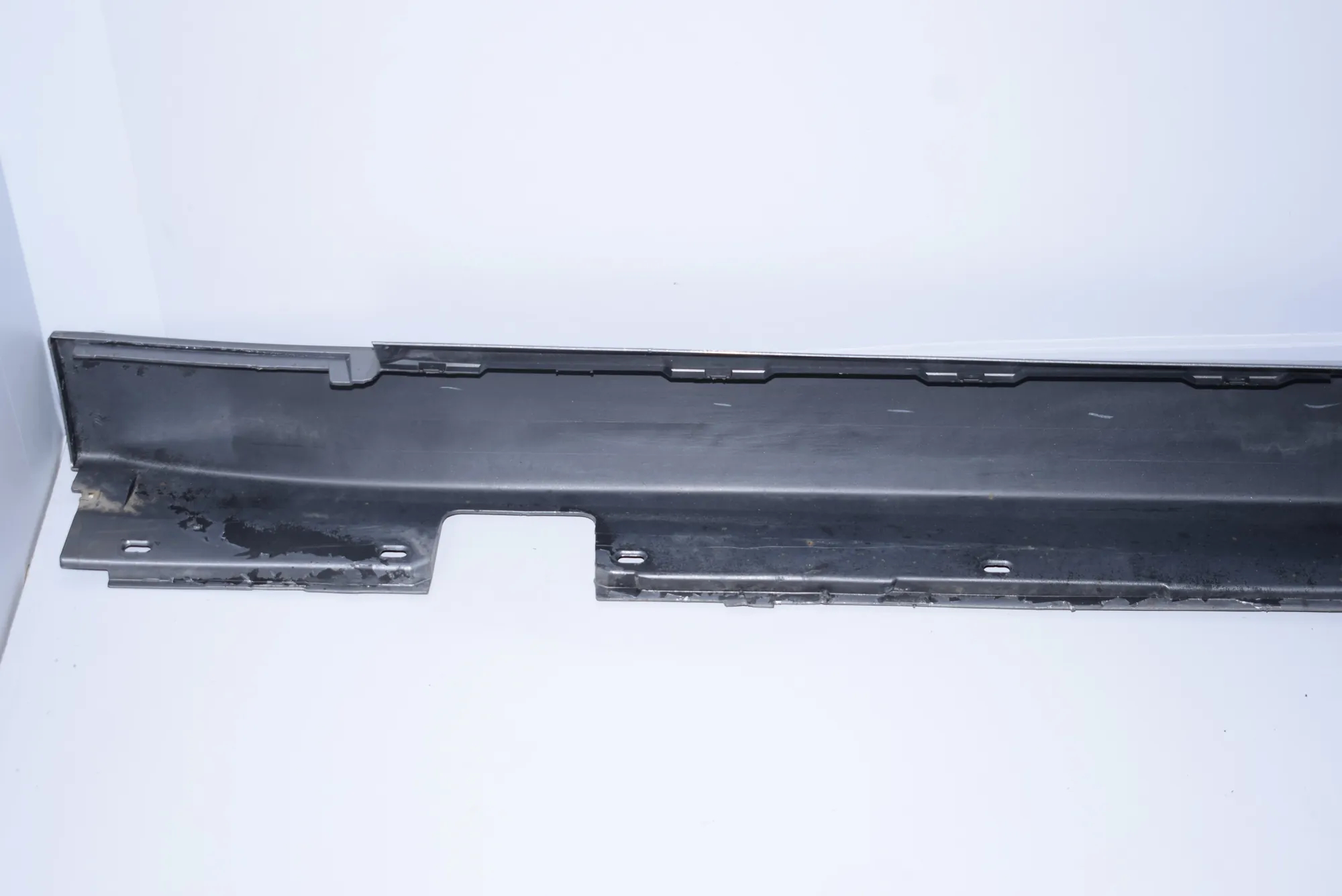 Right Side Plastic Sideskirt Cover – OEM 7178122 · BMW 5 Touring (E61) 520 d 2007 – 5