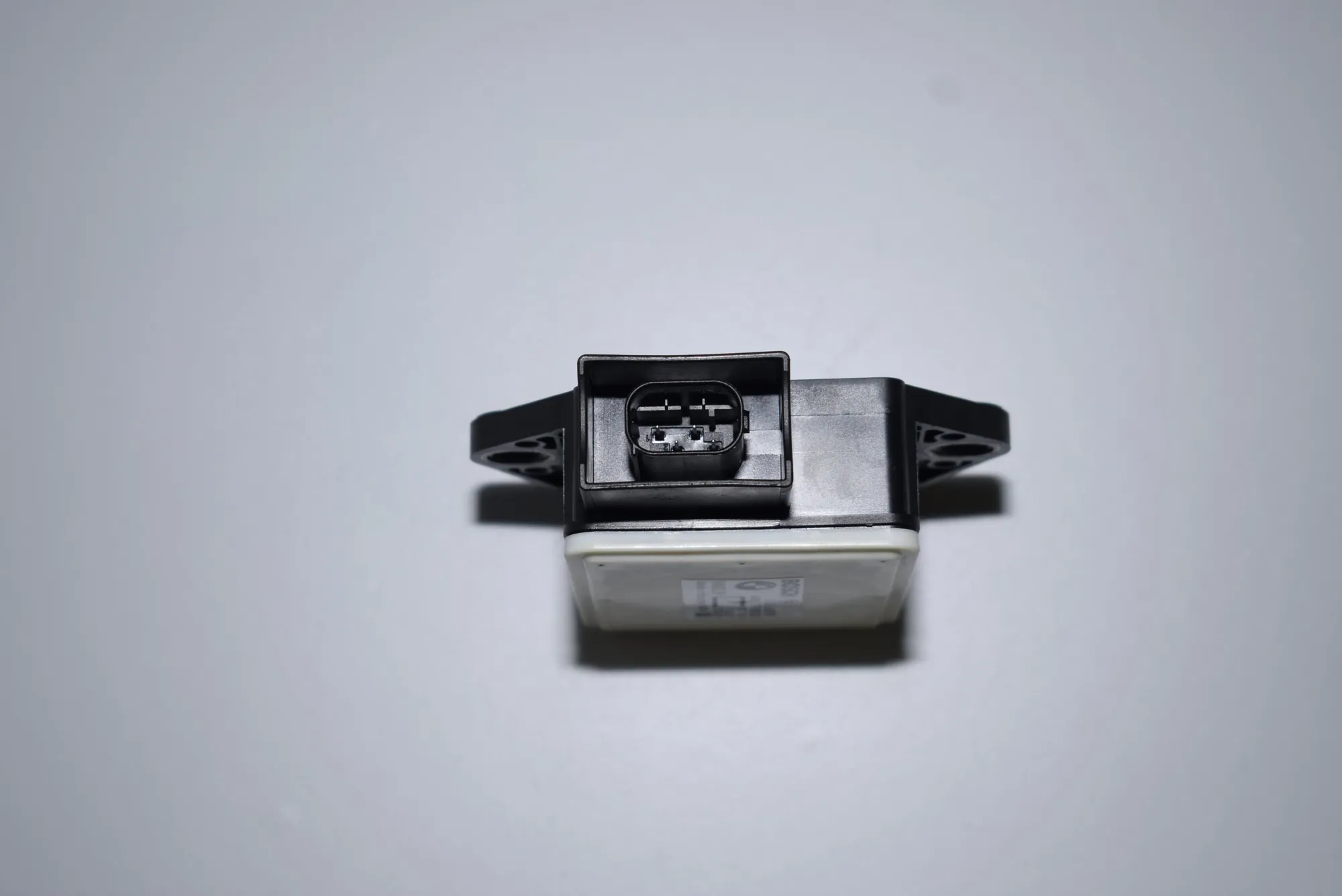 Acceleration Sensor – OEM 0265005681 · BMW 5 Touring (E61) 520 d 2007 – 2