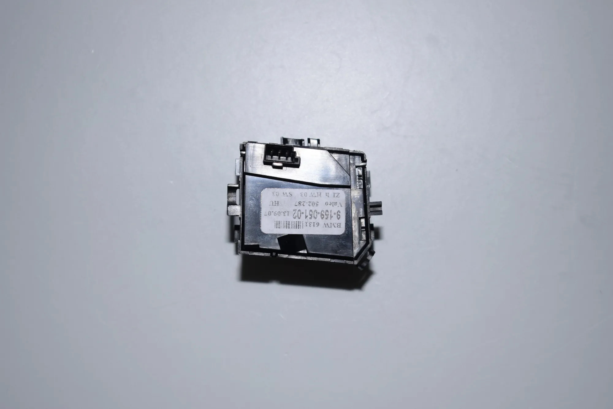 Switches – OEM 9159051 · BMW 5 Touring (E61) 520 d 2007 – 5