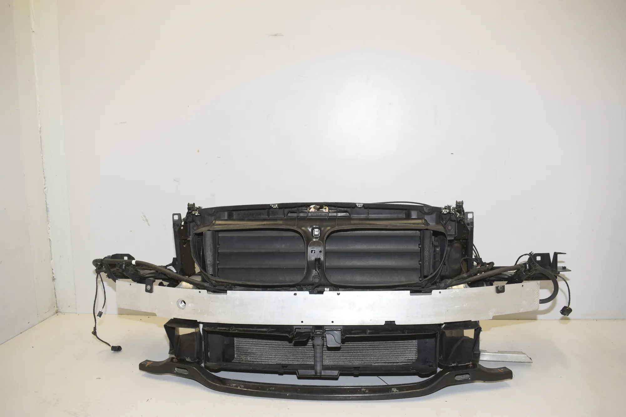 Slam Panel Frame Kit – OEM 8509175 · BMW 5 Touring (F11) 530 d xDrive 2012 – 2
