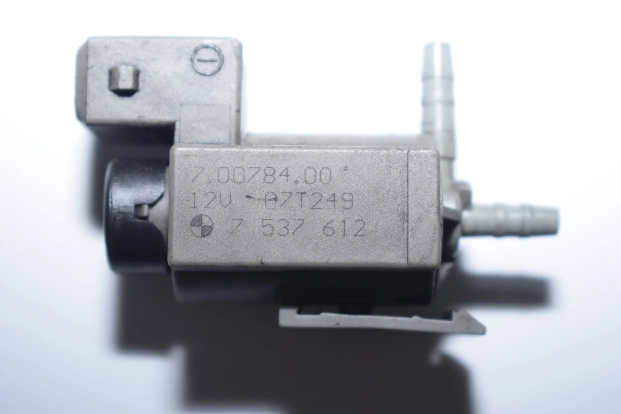 Solenoid Valve – OEM 7537612 · BMW 5 Touring (E61) 520 d 2007 – 6