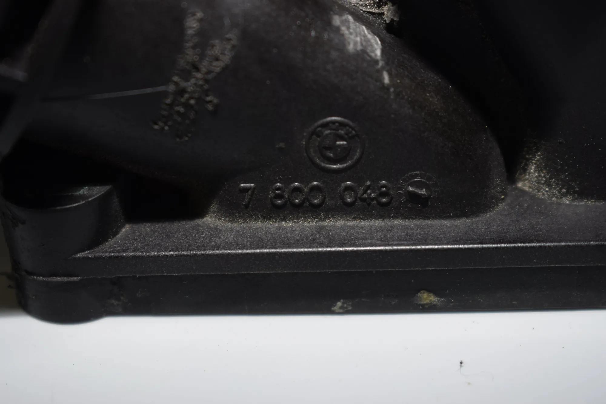 Other Engine Compartment Parts – OEM 7800048 · BMW 5 Touring (E61) 520 d 2007 – 6