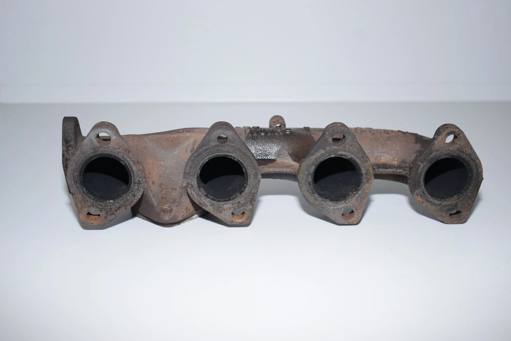 Exhaust Manifold – OEM 7797389 · BMW 5 Touring (E61) 520 d 2007 – 2