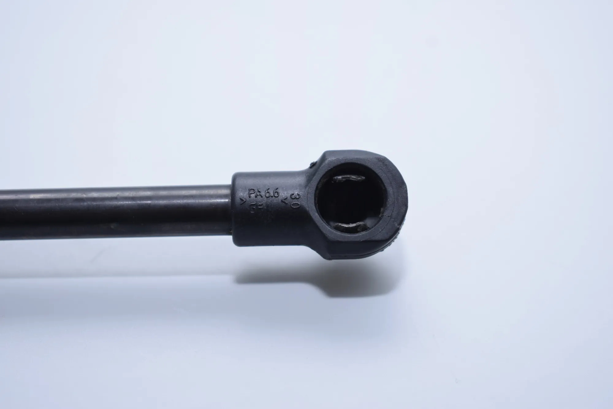 Front Left Bonnet Strut – OEM 8174866 · BMW 5 Touring (E39) 530 d 1999 – 4