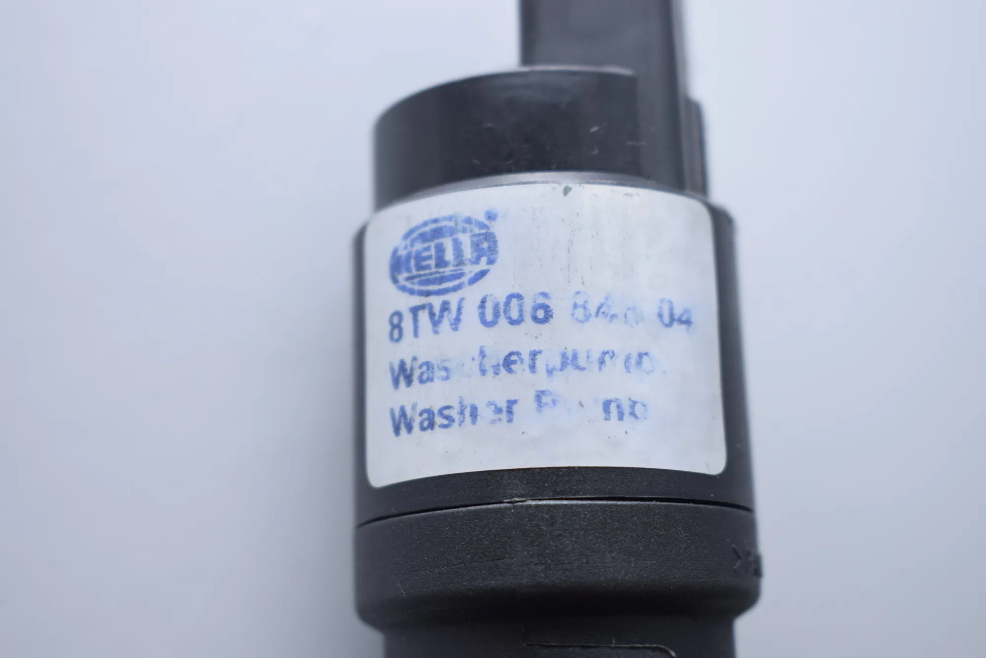 Washer Tank Motor – OEM NA · BMW 5 Touring (E39) 530 d 1999 – 4