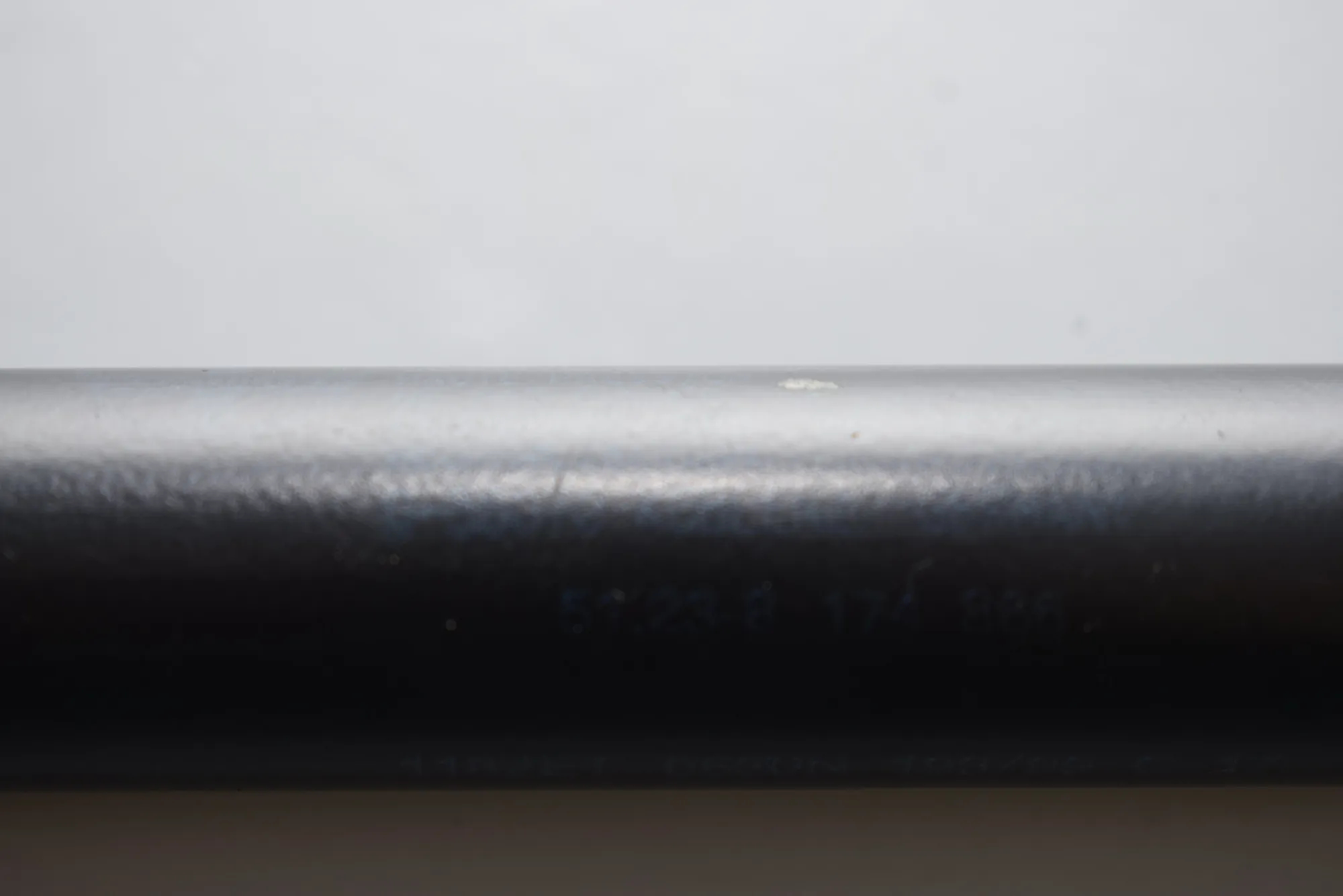 Front Right Bonnet Strut – OEM 8174866 · BMW 5 Touring (E39) 530 d 1999 – 5