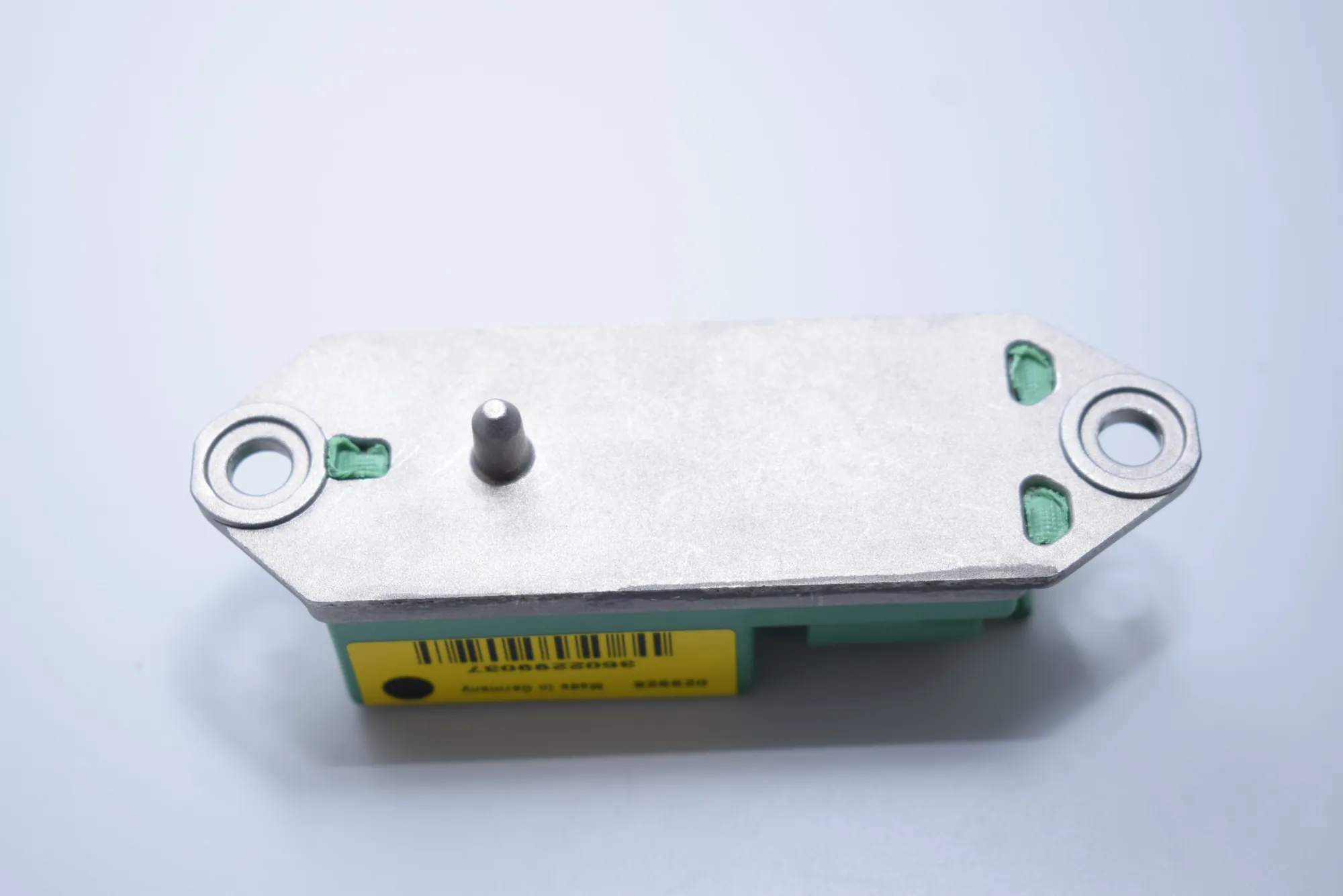 Front Right Impact Sensor – OEM 6900728 · BMW 5 Touring (E39) 530 d 1999 – 3