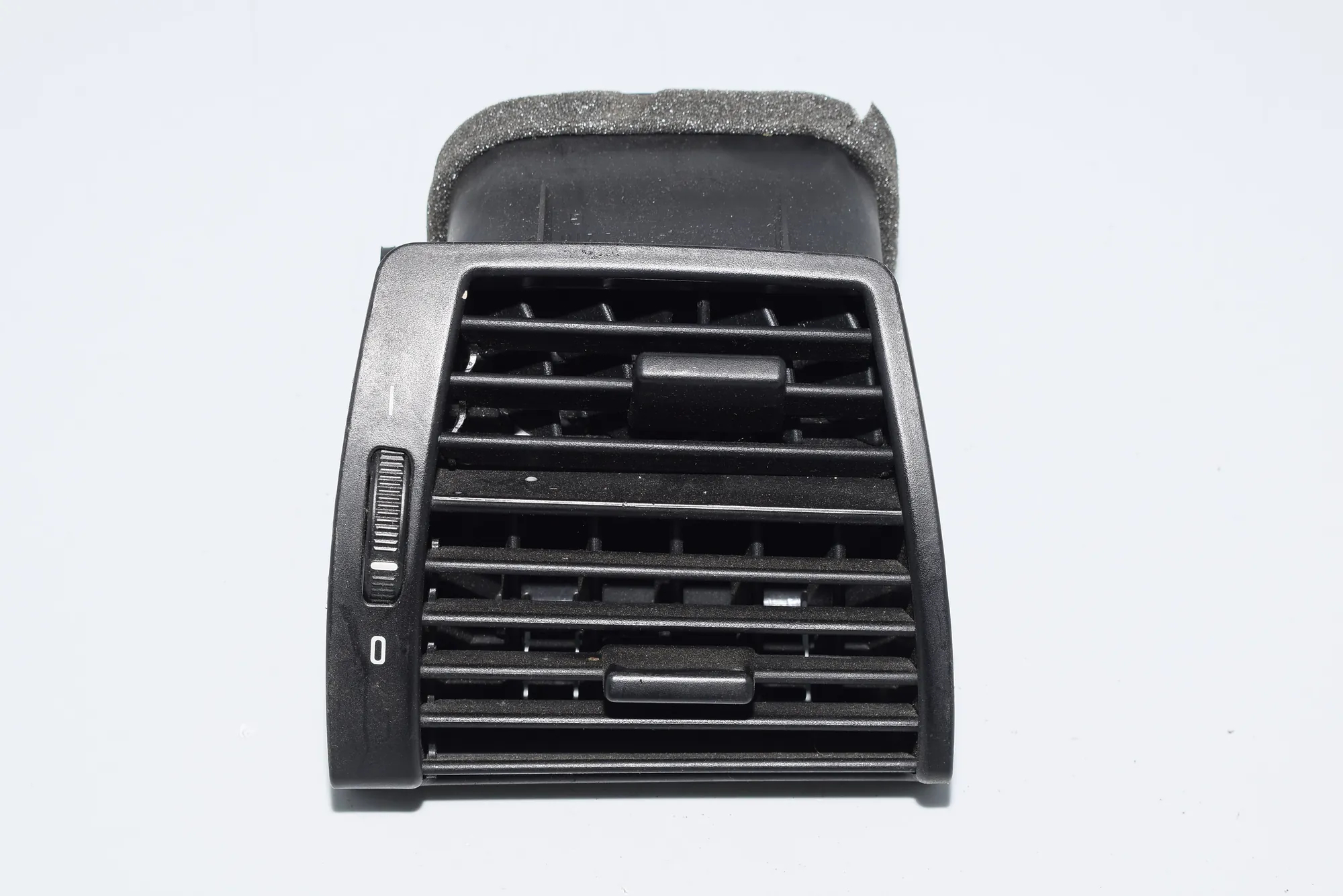 Dashboard Air Vents – OEM 8402216 · BMW X5 (E53) 4.6 is 2003 – 2