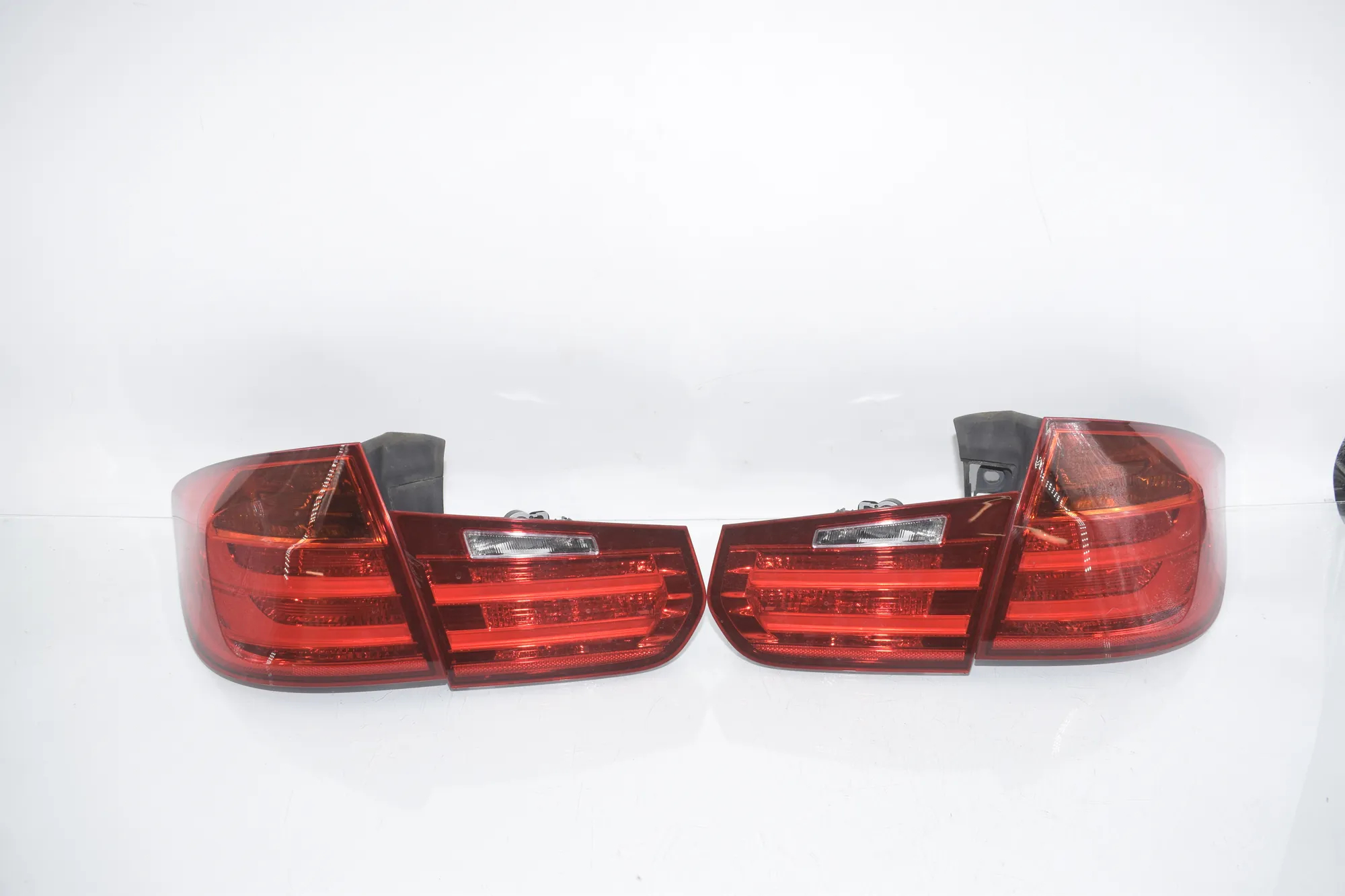 Rear Tail Light Set – OEM 7259915 · BMW 3 Touring (F31) 330 d 2013 – 3