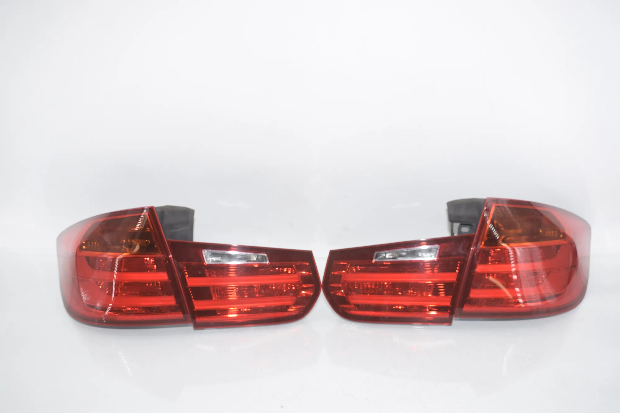Rear Tail Light Set – OEM 7259915 · BMW 3 Touring (F31) 330 d 2013 – 2