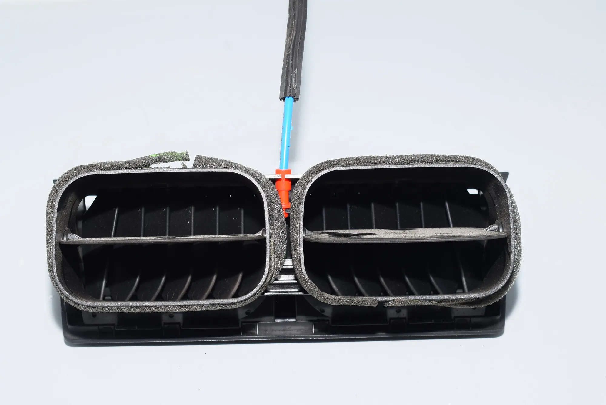 Dashboard Air Vents – OEM 8402221 · BMW X5 (E53) 4.6 is 2003 – 5