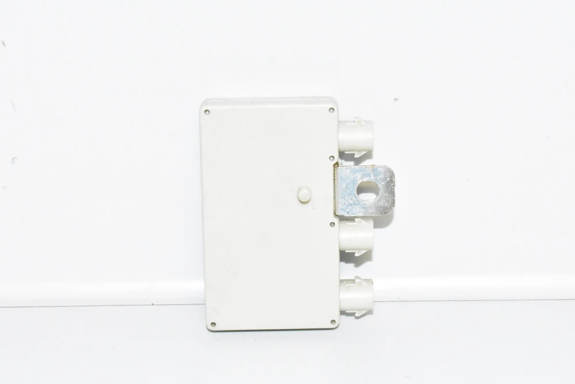 Antenna Amplifier – OEM 8368205 · BMW 7 (E65, E66, E67) BMW 7 (E65, E66, E67) 2001 – 2