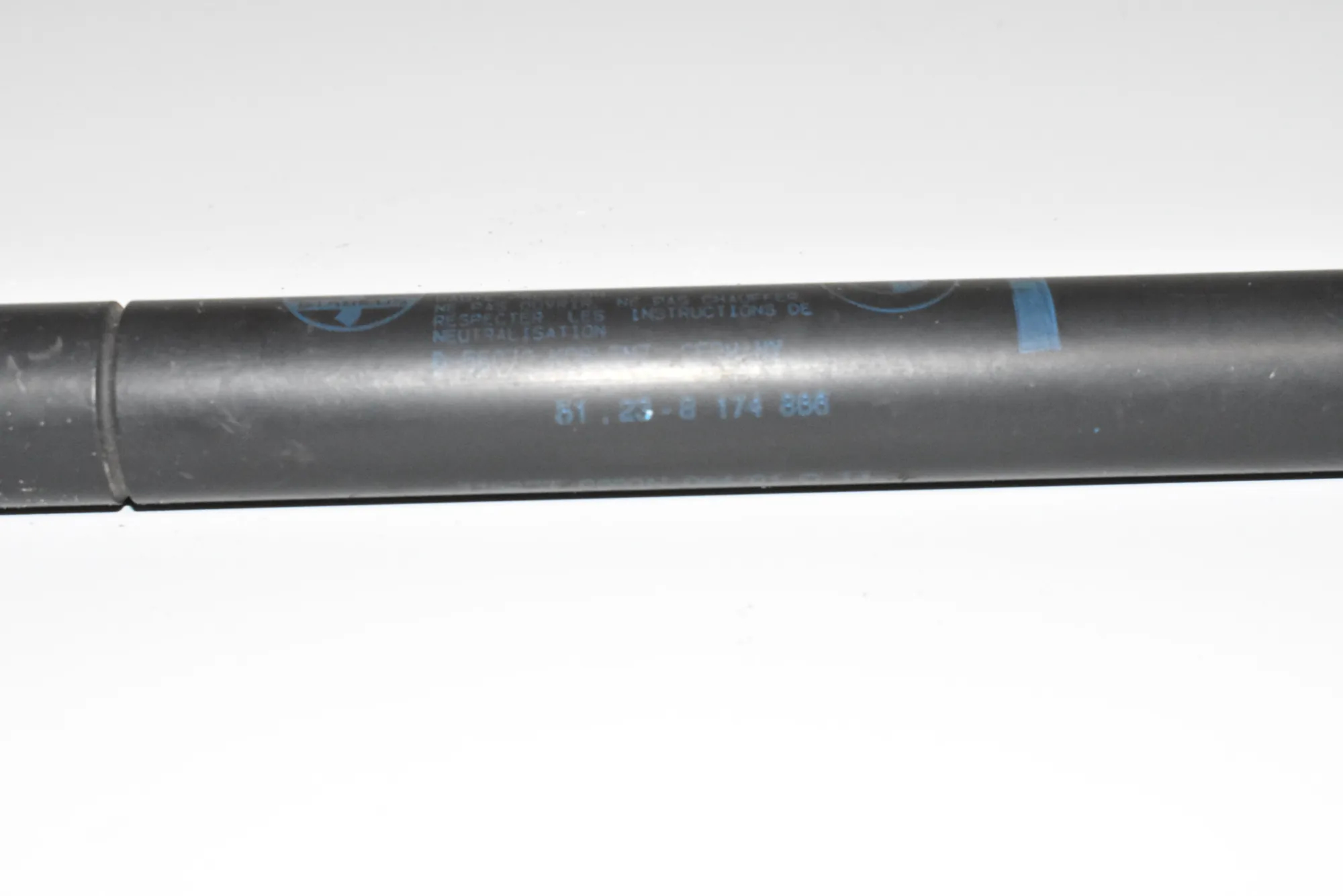 Front Left Shock Absorber – OEM 8174866 · BMW 5 (E39) BMW 5 (E39) 2001