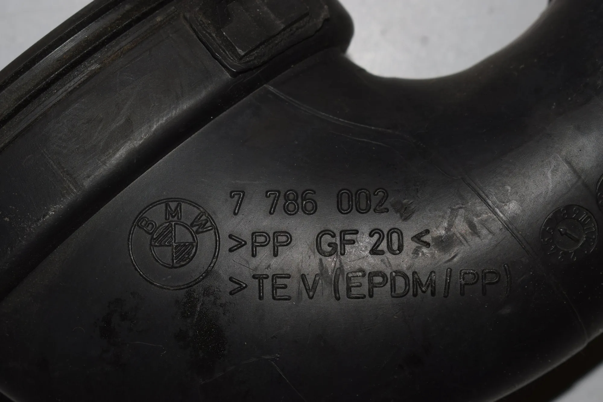 Pipe Hose – OEM 7786002 · BMW 5 (E60) BMW 5 (E60) 525 d 2005