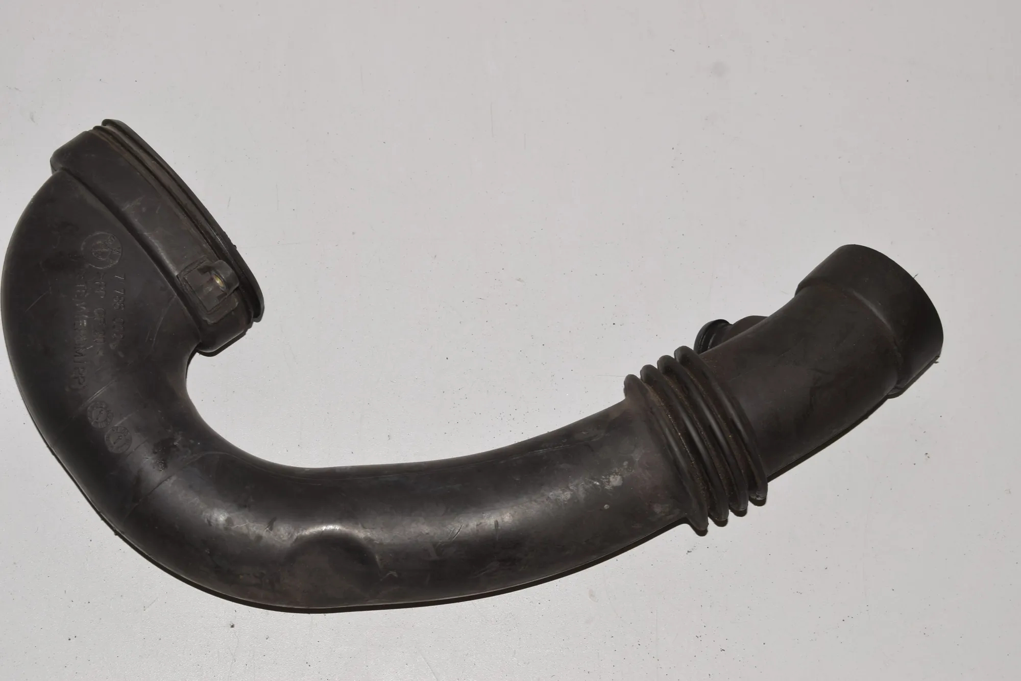 Pipe Hose – OEM 7786002 · BMW 5 (E60) BMW 5 (E60) 525 d 2005 – 2