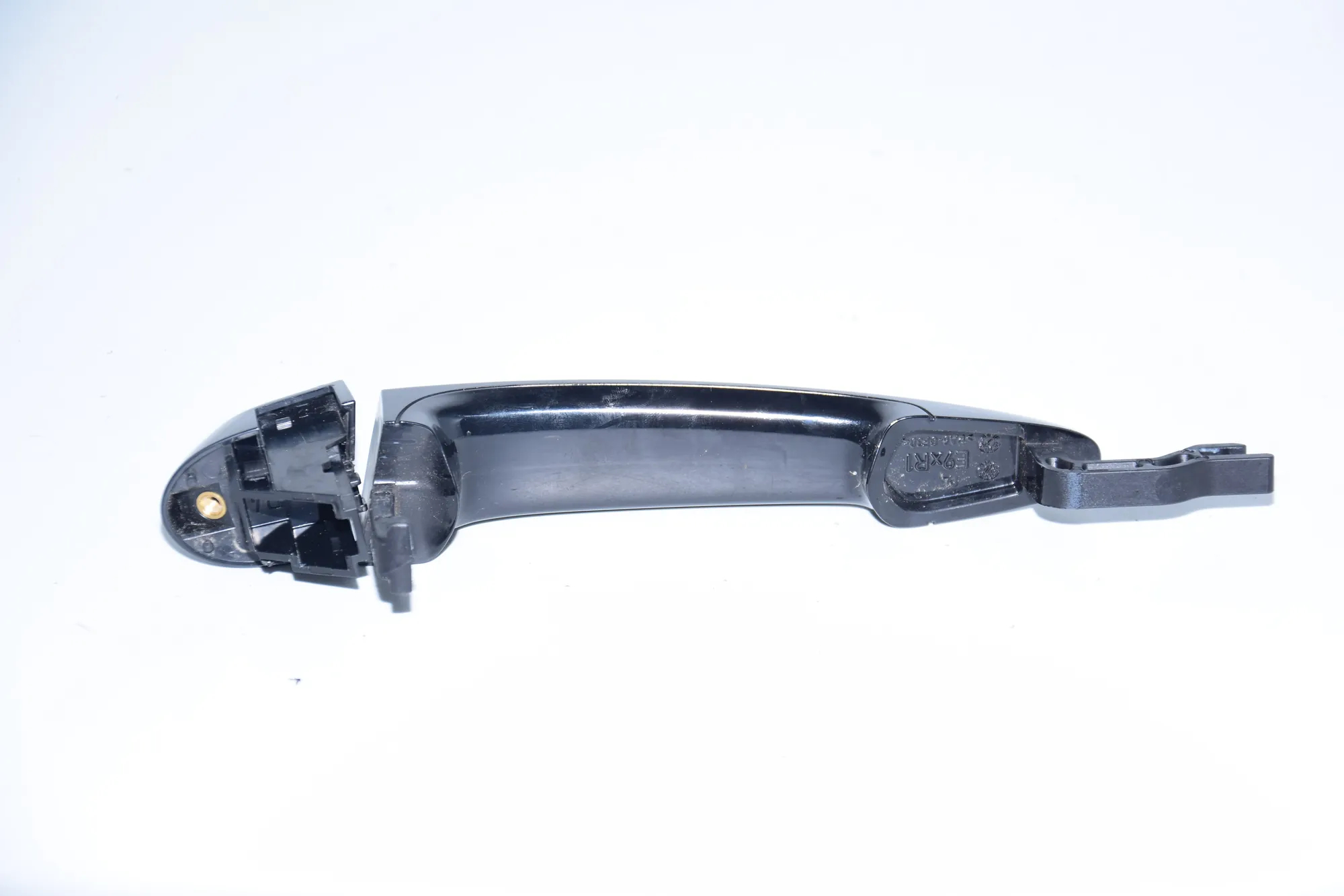 Front Right Door Exterior Handle · BMW 3 (F30, F80) BMW 3 (F30, F80) 2014 – 2
