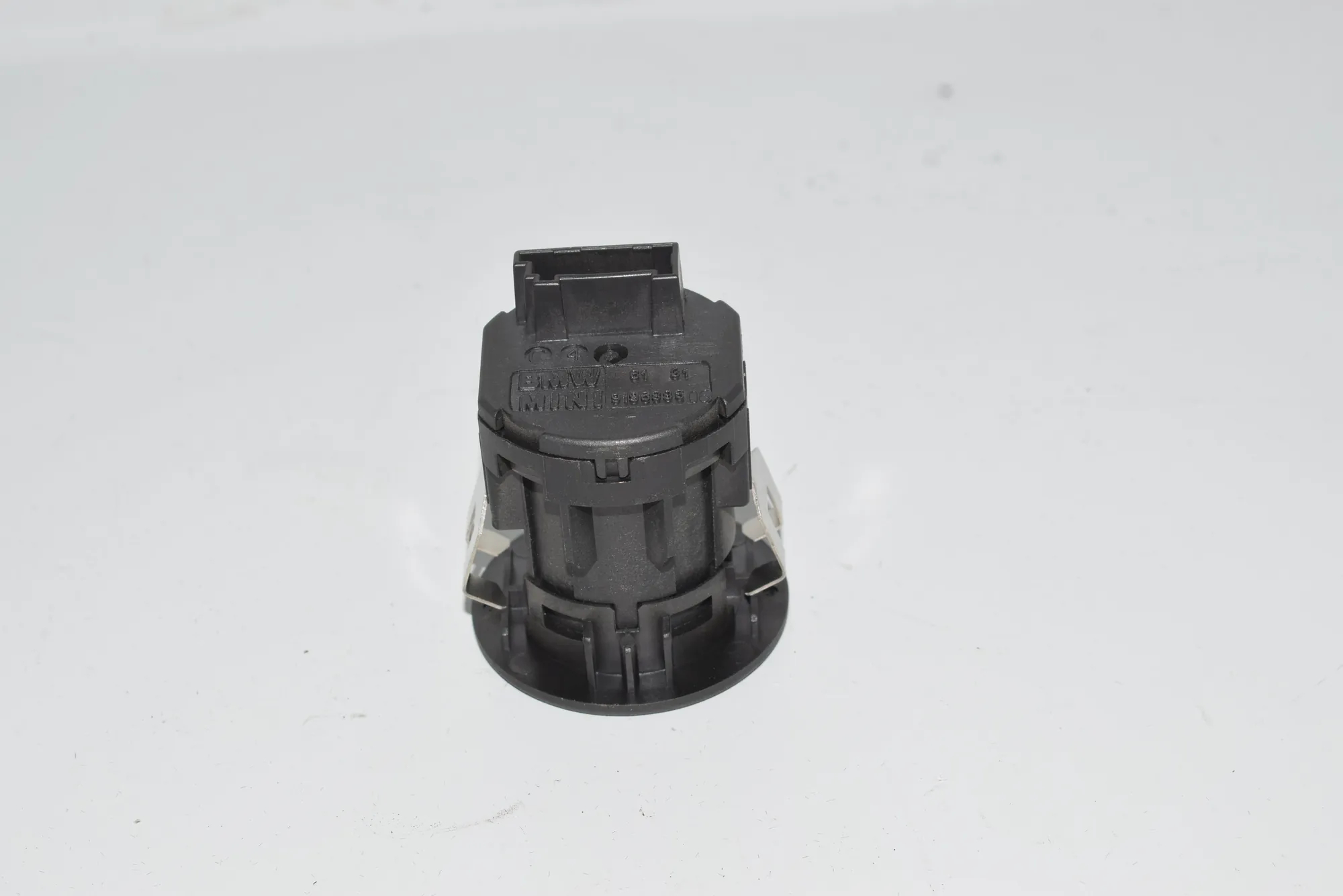 Other Control Units – OEM 919698606 · BMW 3 (E90) BMW 3 (E90) 2006 – 5