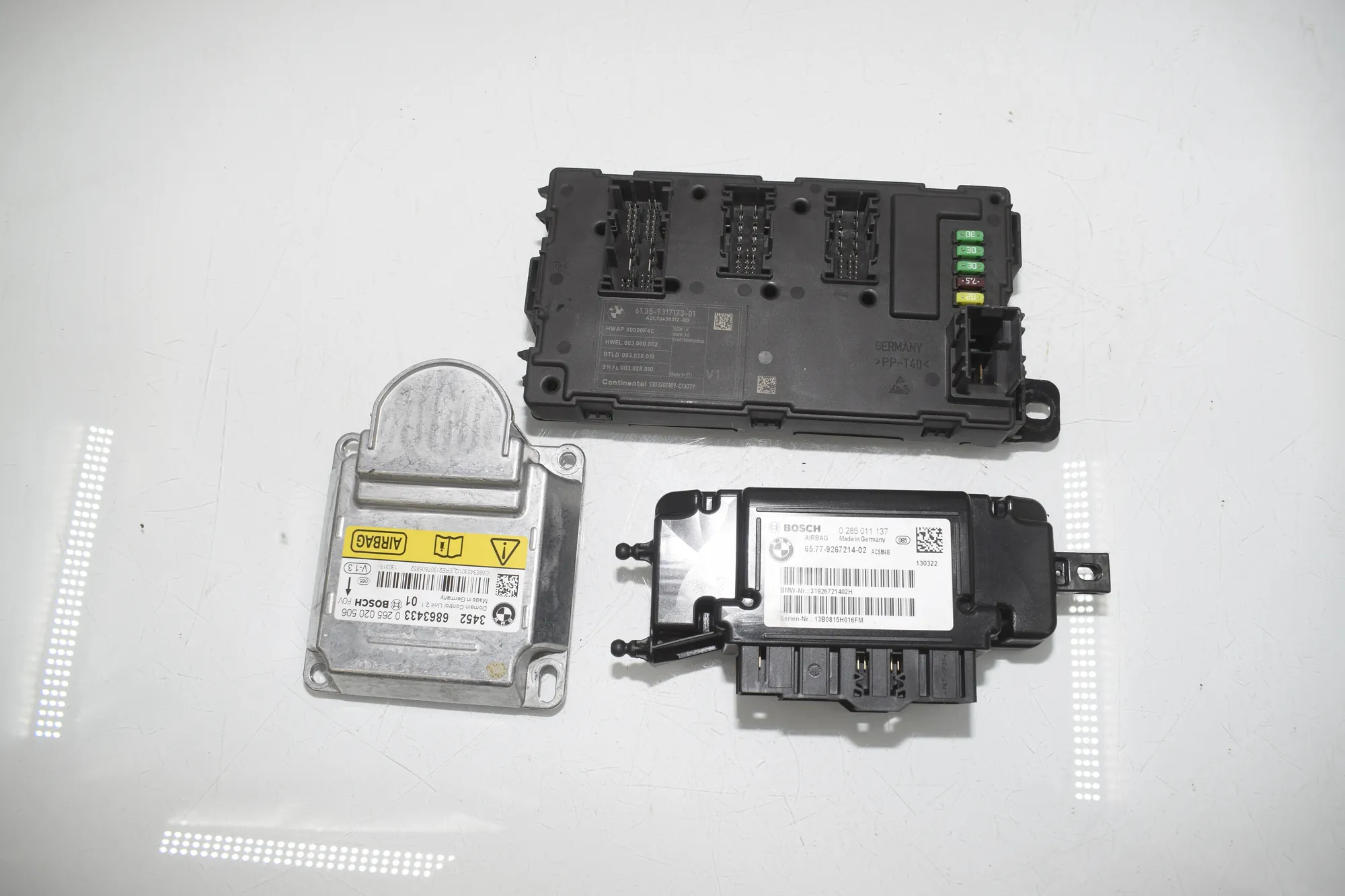 SRS Control Unit – OEM 6863433 · BMW 3 Touring (F31) 330 d 2013 – 2