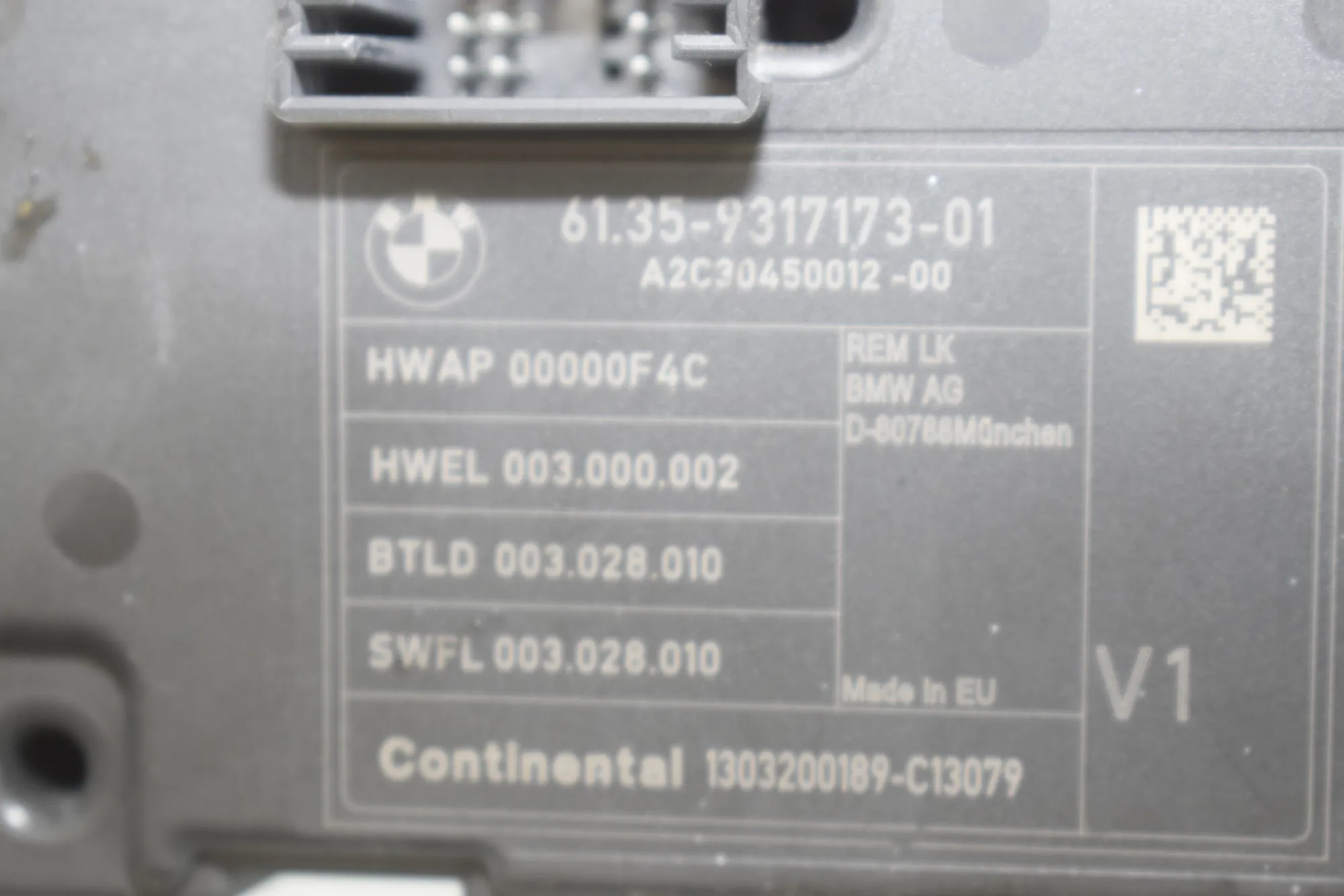 SRS Control Unit – OEM 6863433 · BMW 3 Touring (F31) 330 d 2013 – 9