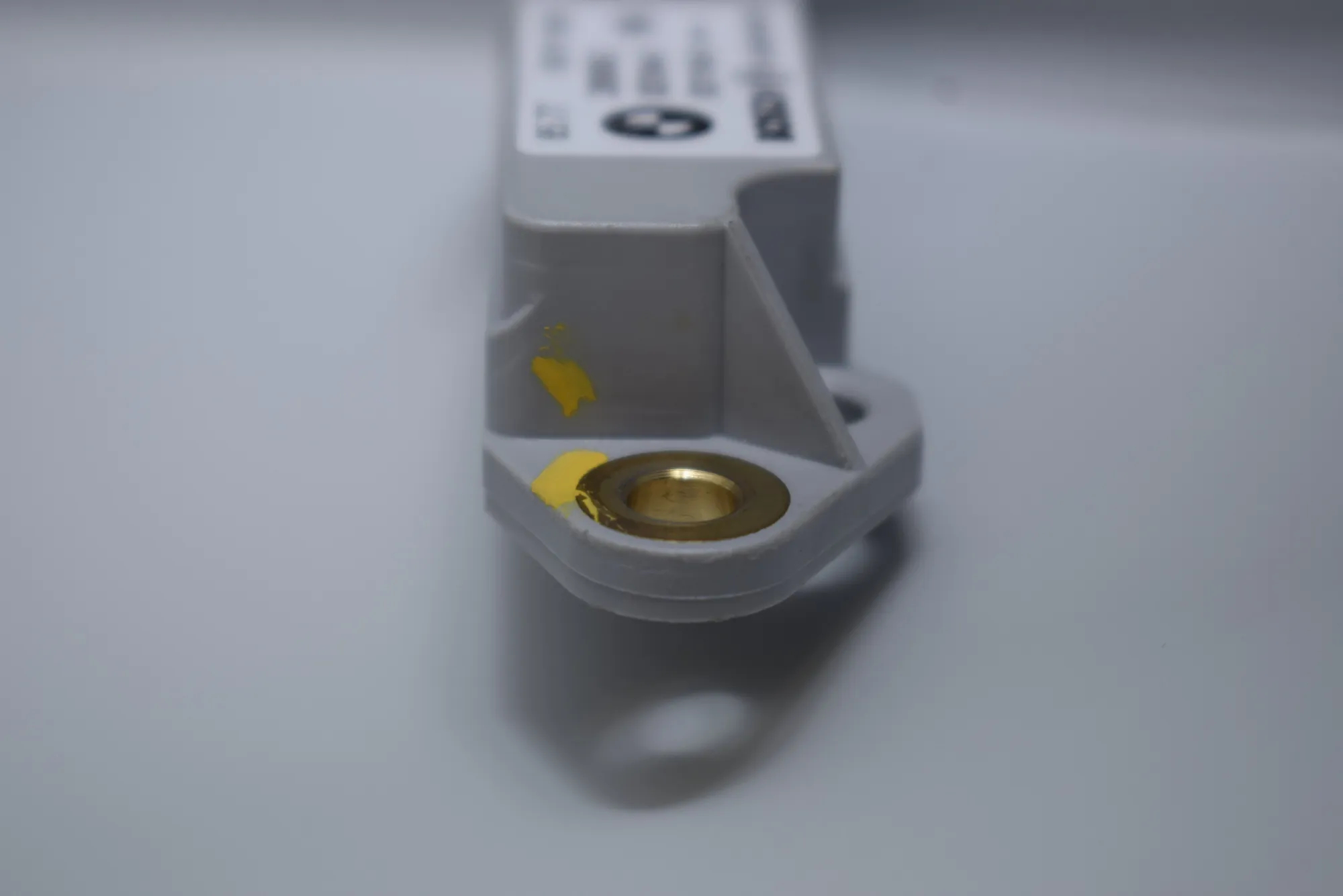 Left Side Impact Sensor – OEM 6911038 · BMW X5 (E53) 4.4 i 2002 – 6
