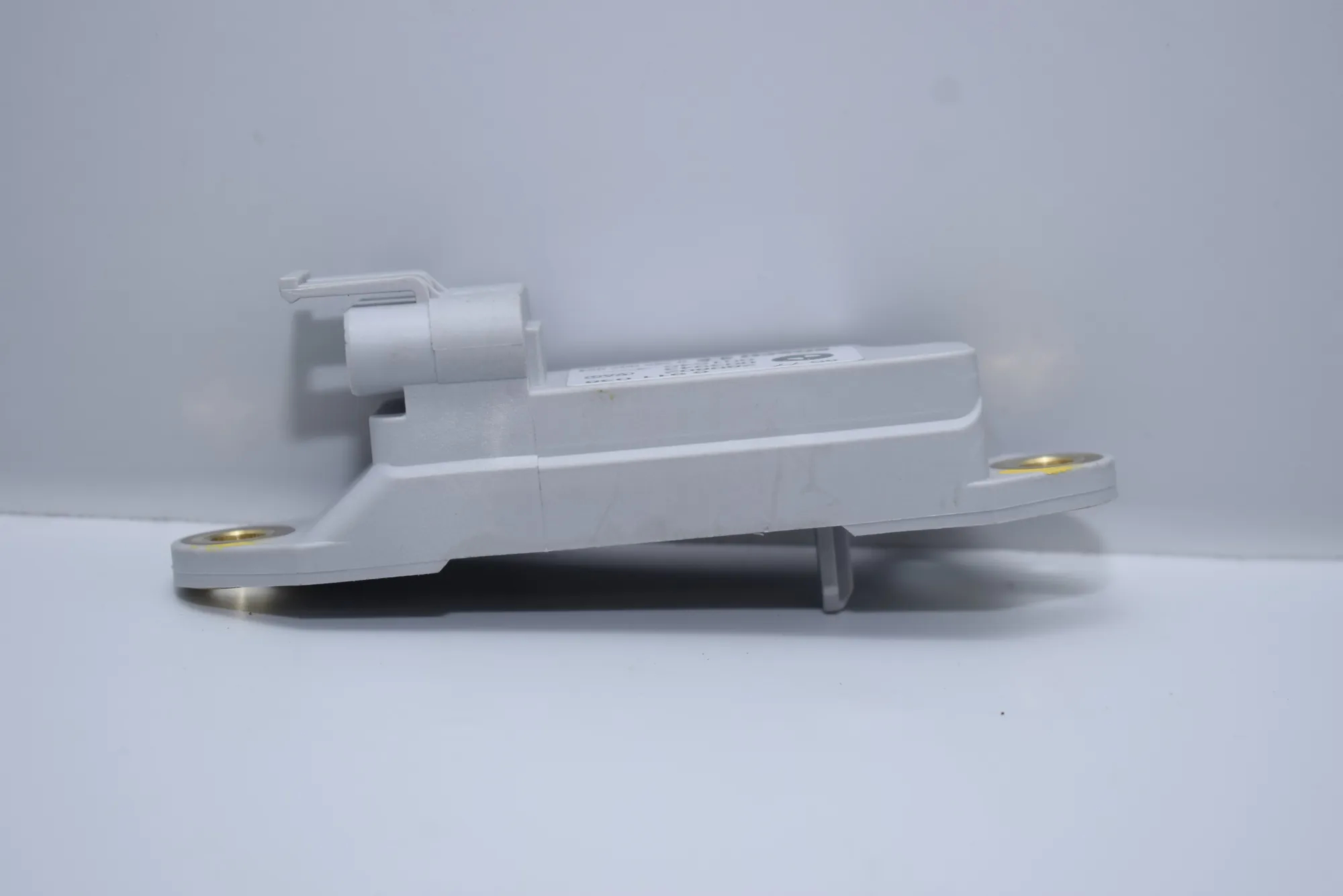 Left Side Impact Sensor – OEM 6911038 · BMW X5 (E53) 4.4 i 2002 – 4