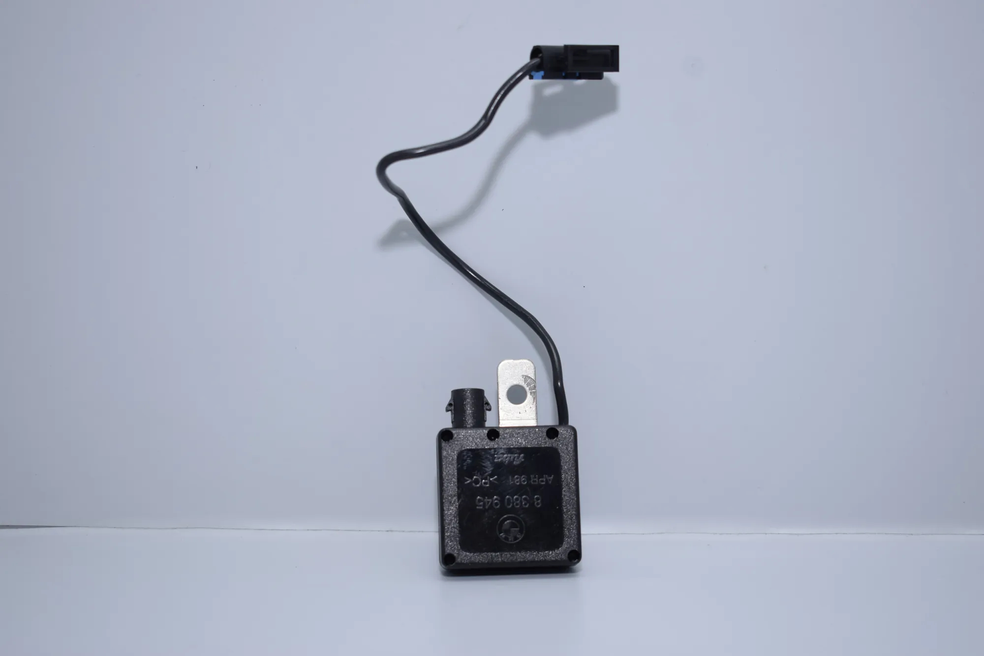 Antenna Amplifier – OEM 8380945 · BMW X5 (E53) 4.4 i 2002